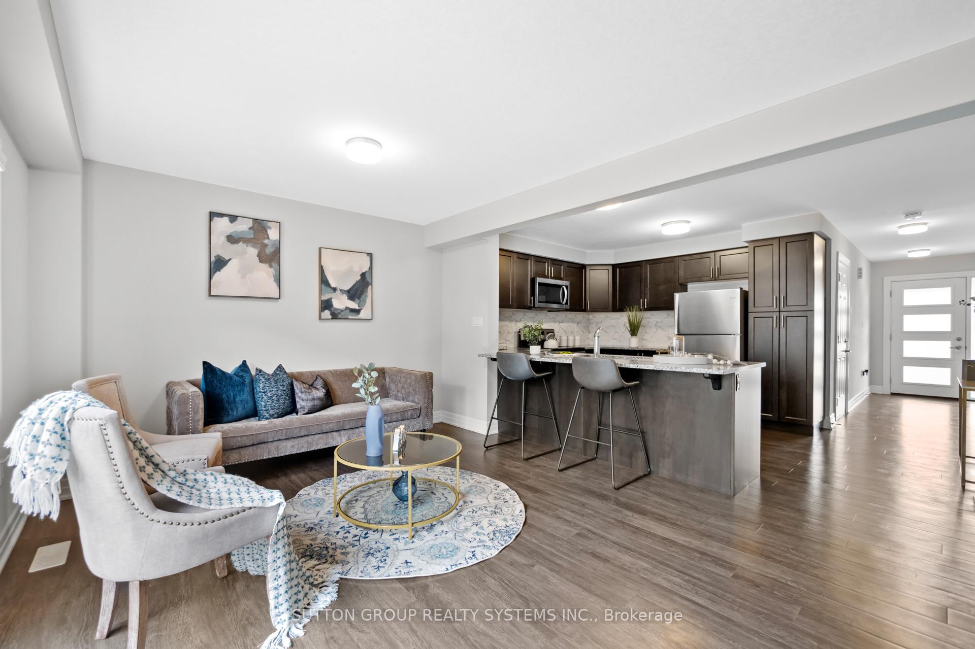 Photo 5 of 41 Nieson Street S, Cambridge — HOMEH