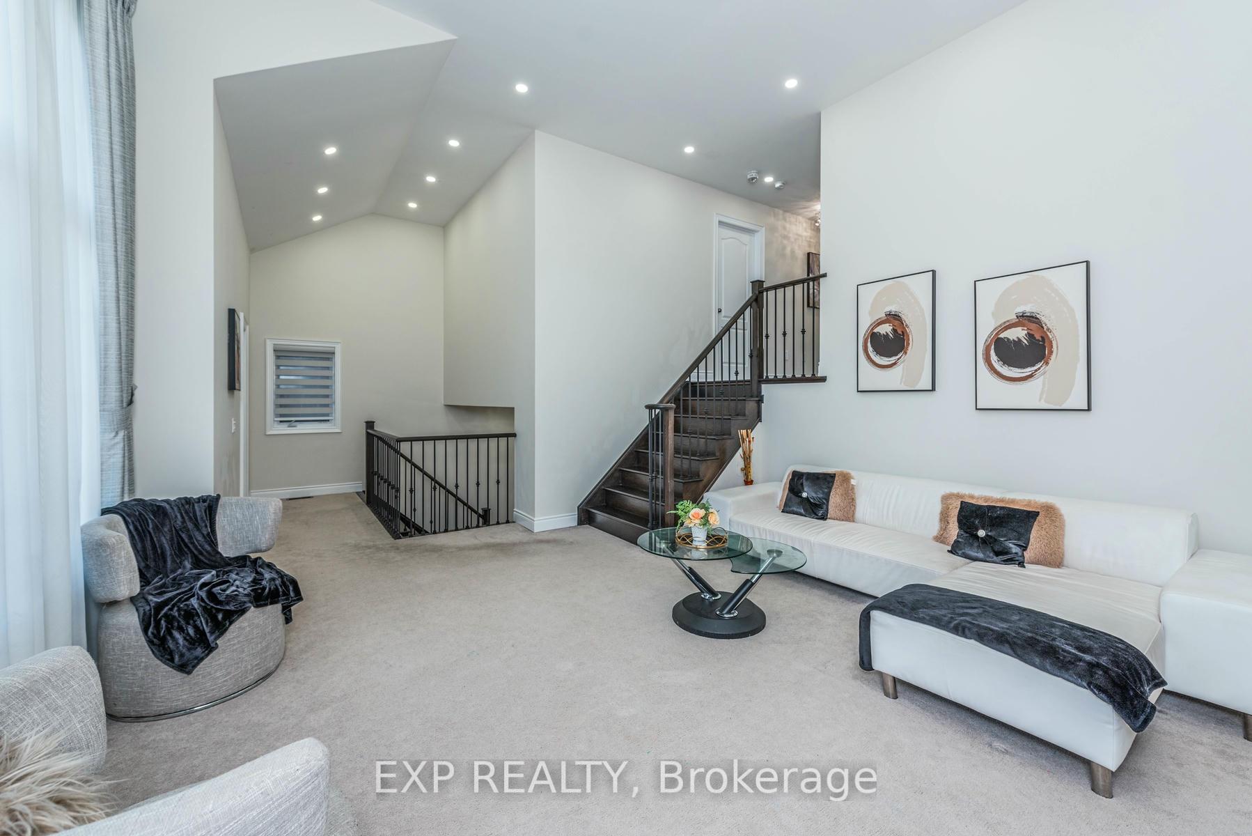 Photo 23 of 57 Valleybrook Crescent, Caledon, Rural Caledon — HOMEH