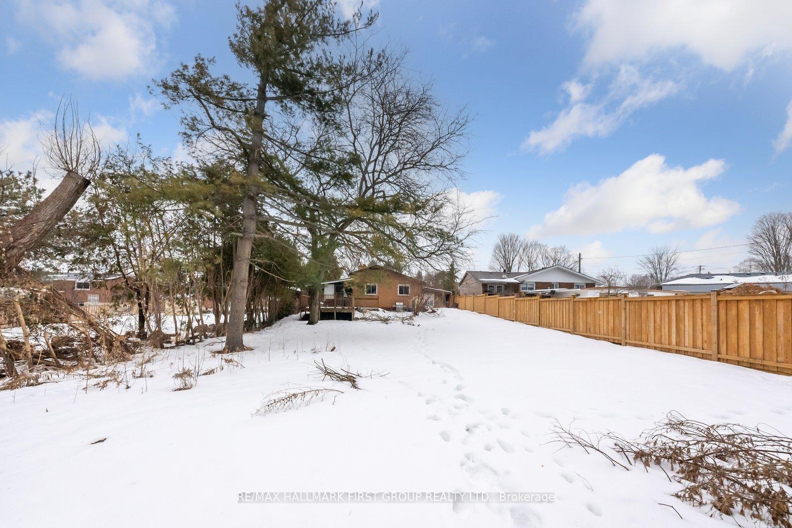 Photo 27 of 627 Sunset Boulevard, Clarington, Newcastle — HOMEH