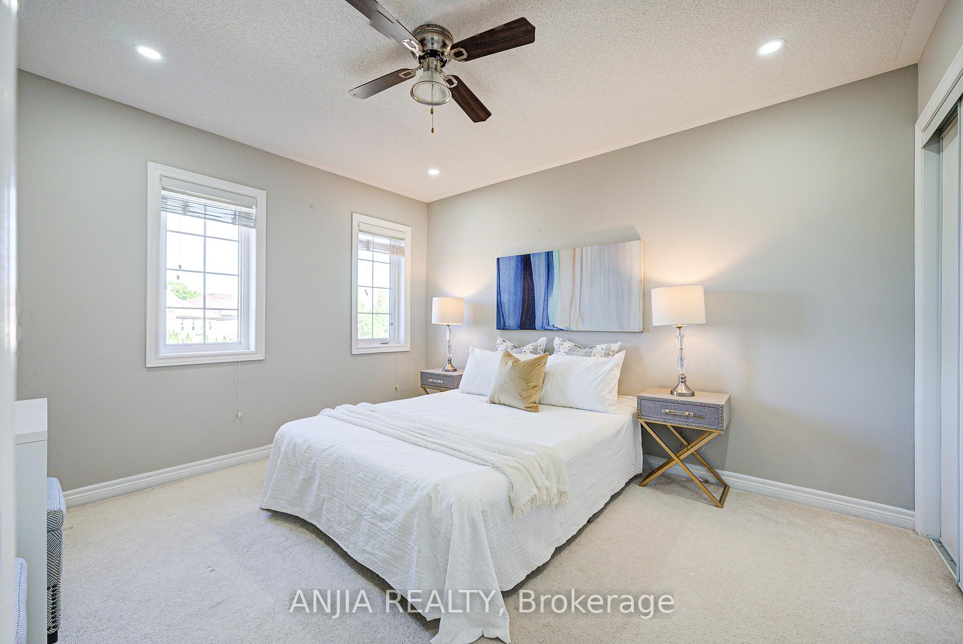 Photo 15 of 63 Brownridge Place, Whitby, Williamsburg — HOMEH