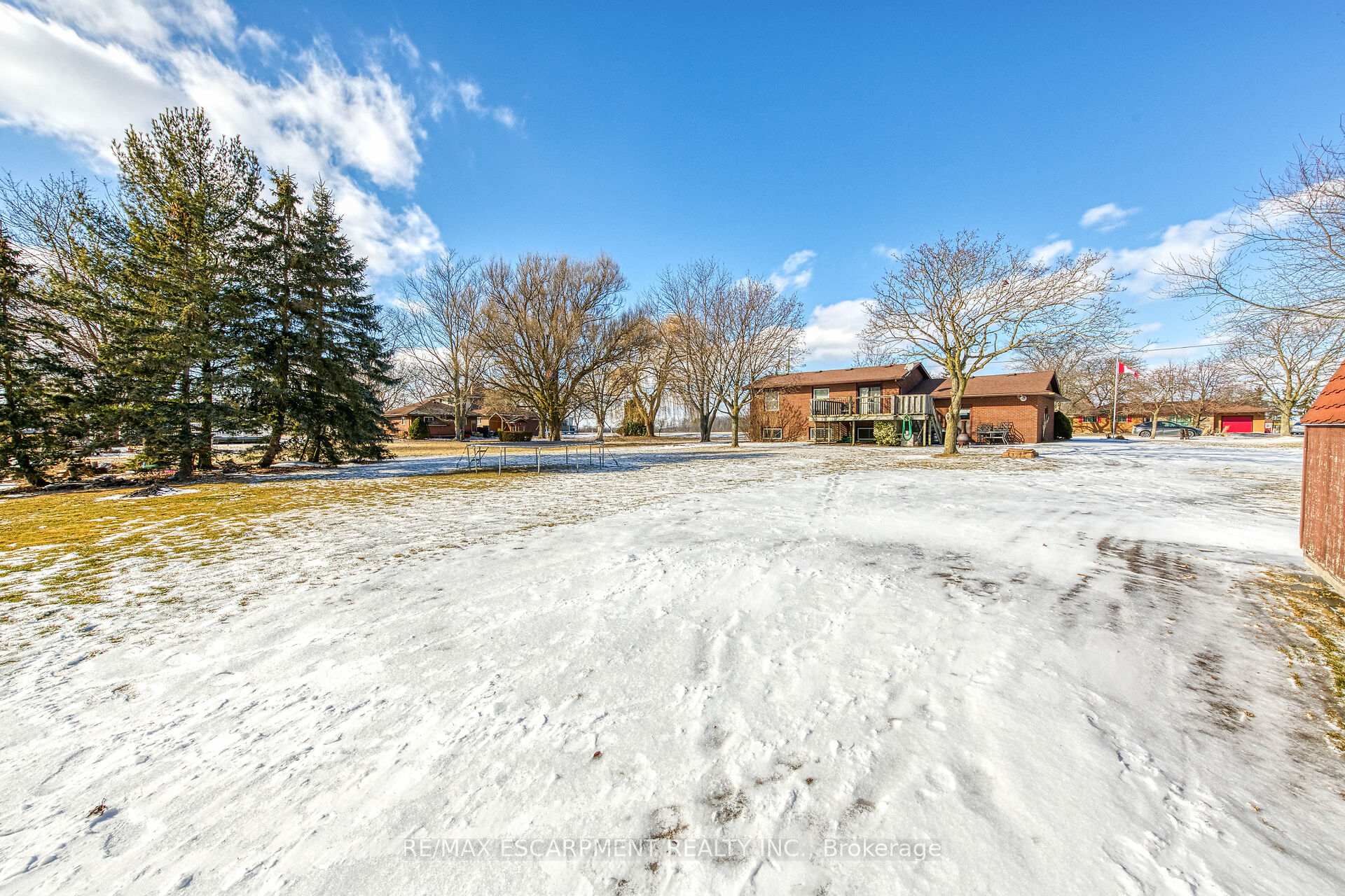 Photo 38 of 25 Main Avenue W, Haldimand — HOMEH
