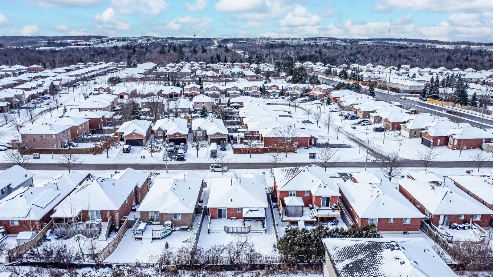 Photo 19 of 15 Seline Crescent, Barrie, Painswick South — HOMEH