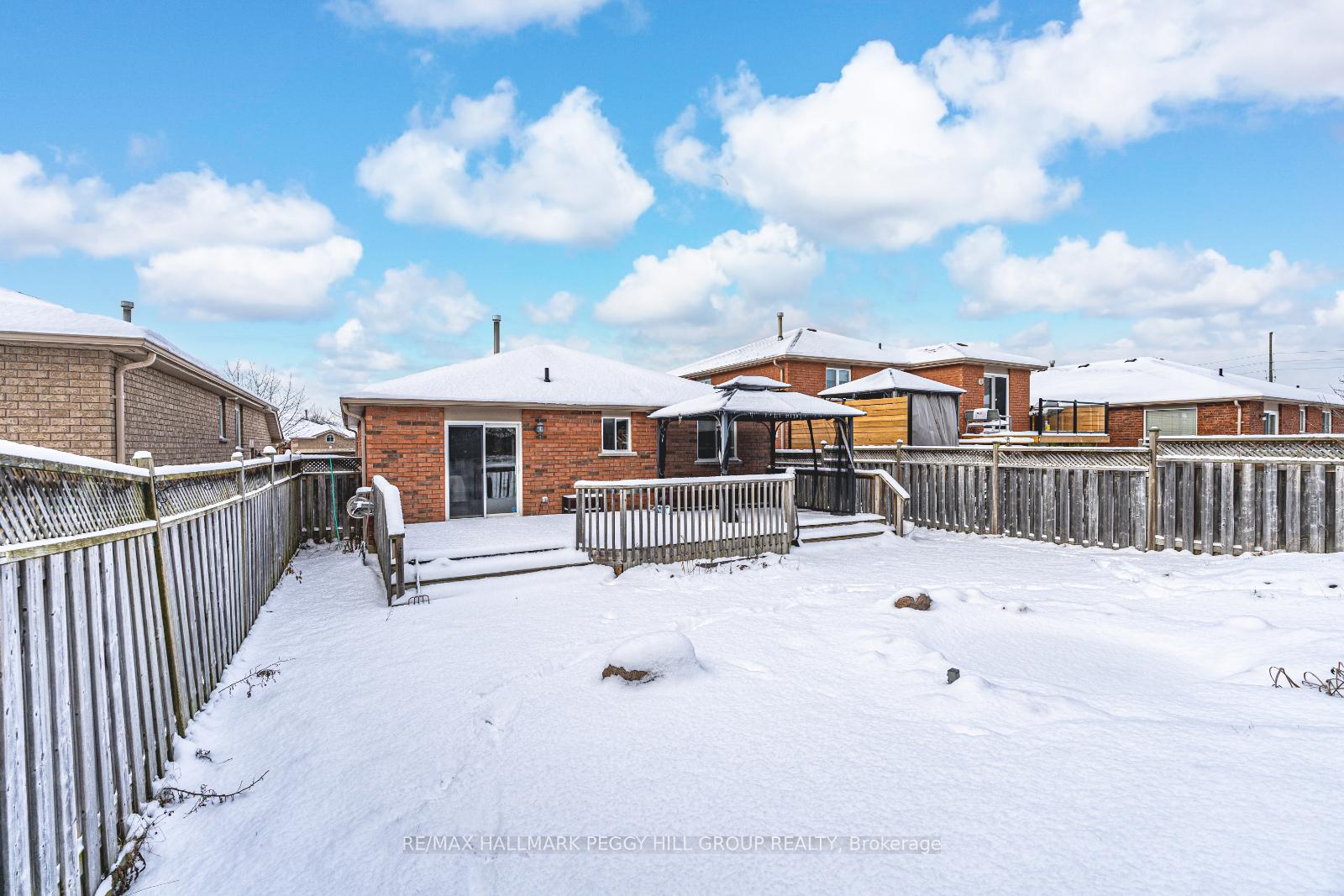 Photo 16 of 15 Seline Crescent, Barrie, Painswick South — HOMEH