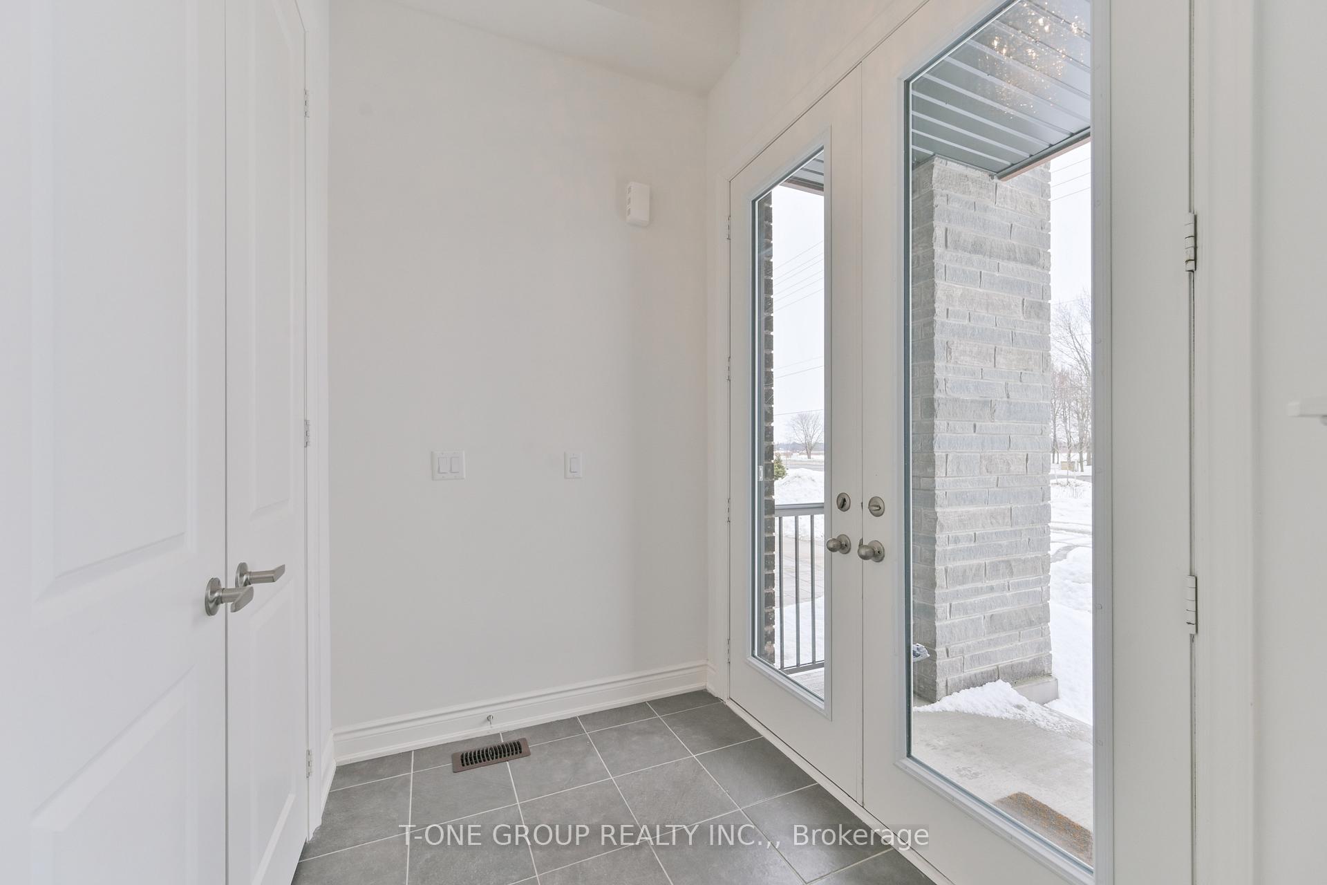 Photo 3 of 35 Crofting Crescent, Markham, Wismer — HOMEH