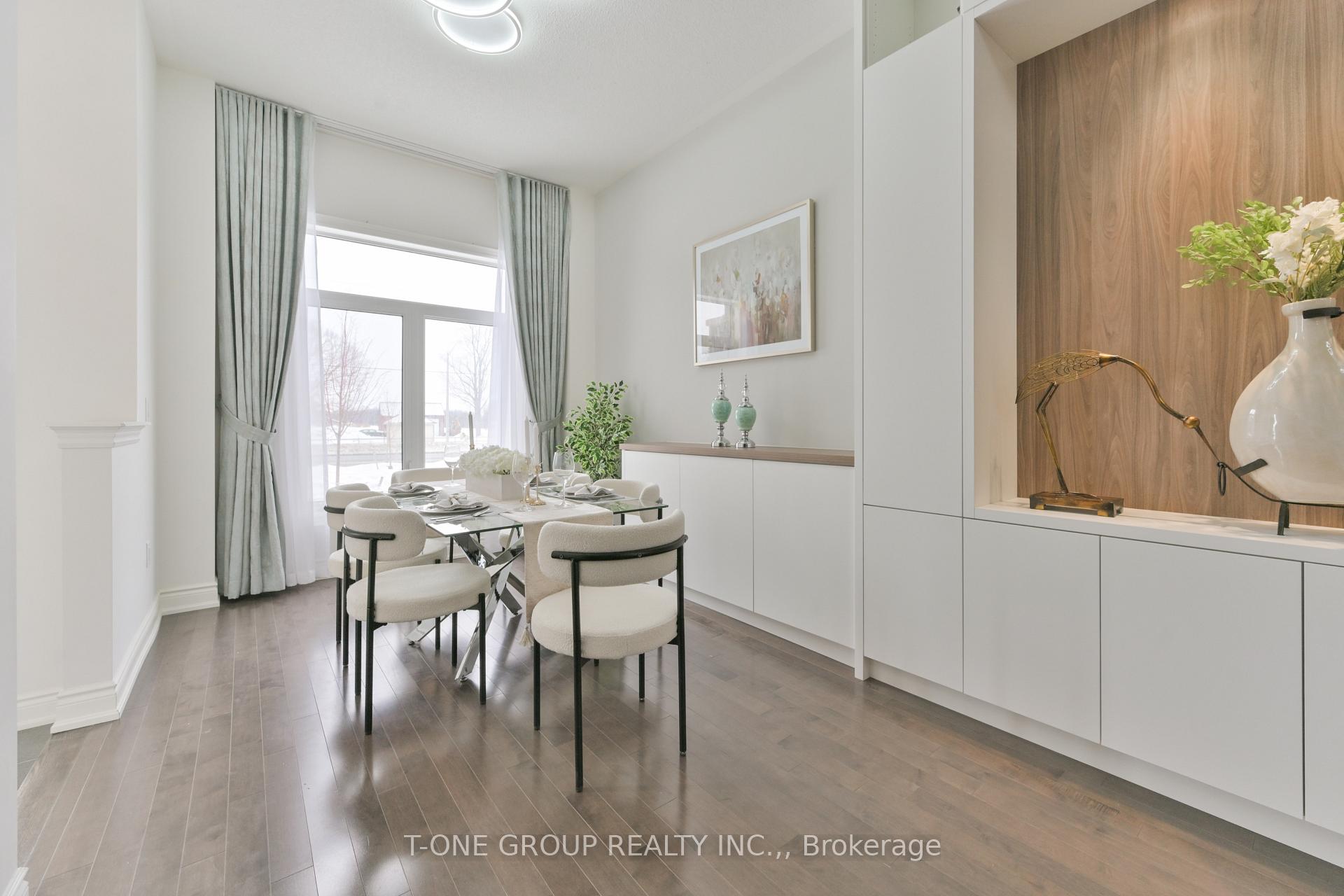 Photo 5 of 35 Crofting Crescent, Markham, Wismer — HOMEH