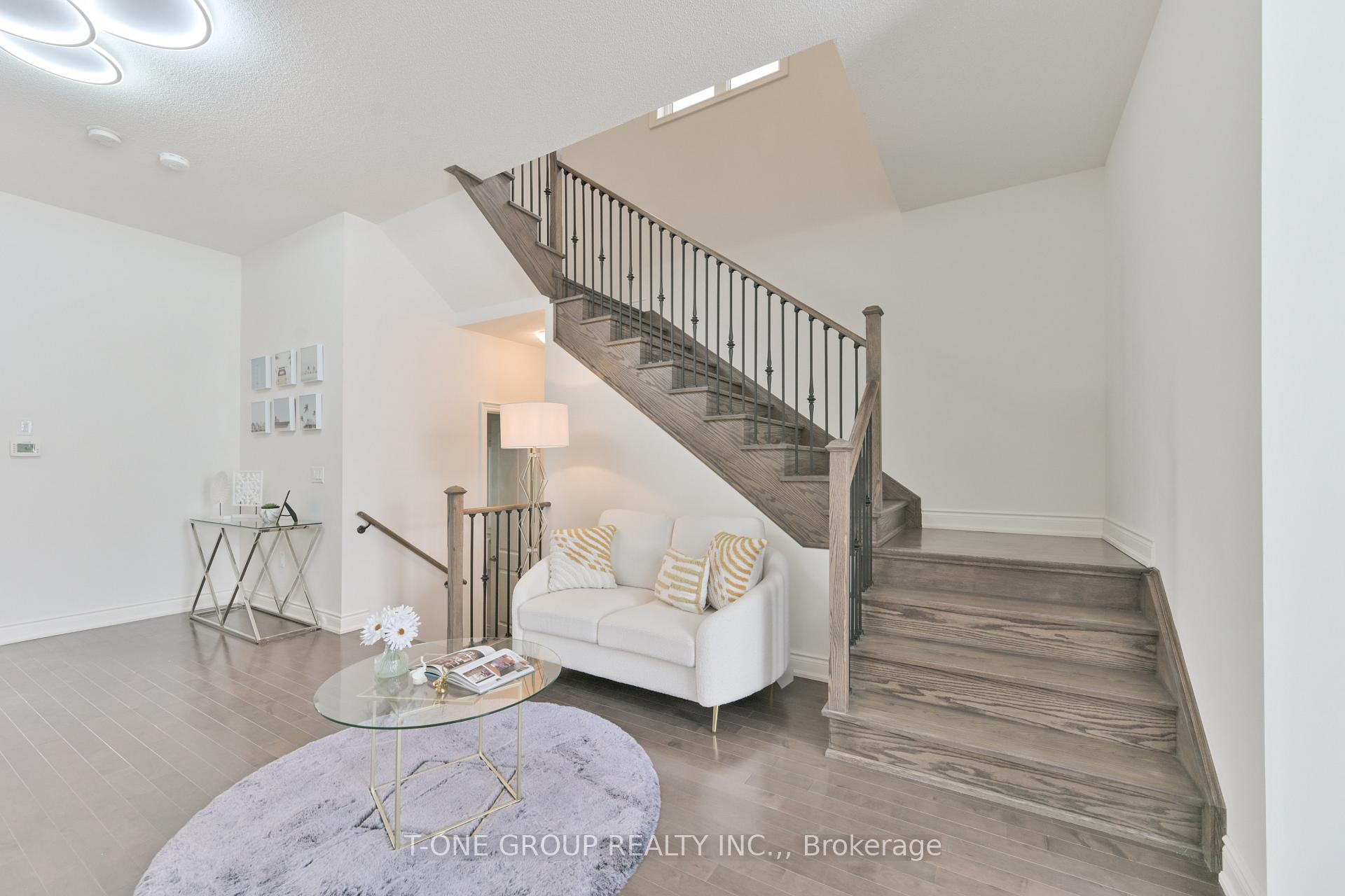 Photo 16 of 35 Crofting Crescent, Markham, Wismer — HOMEH