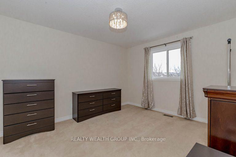 Photo 25 of 1351 Upper Paradise Road W, Hamilton, Carpenter — HOMEH