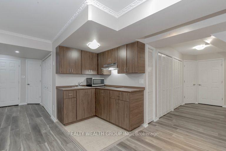 Photo 31 of 1351 Upper Paradise Road W, Hamilton, Carpenter — HOMEH