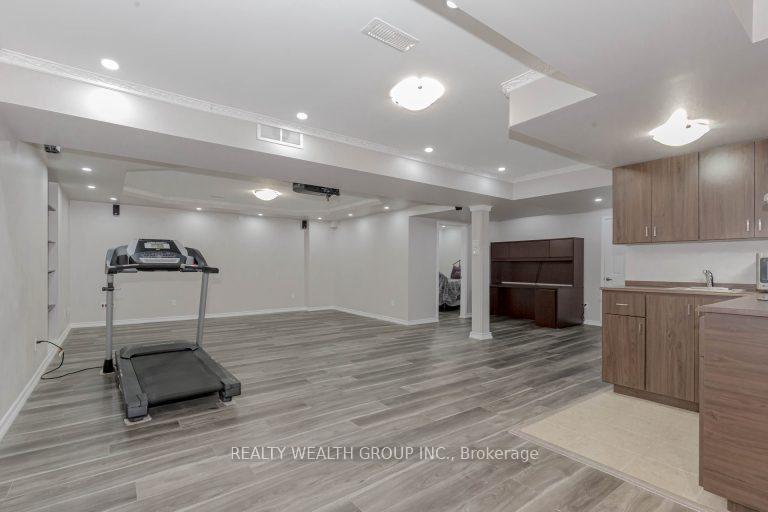 Photo 28 of 1351 Upper Paradise Road W, Hamilton, Carpenter — HOMEH