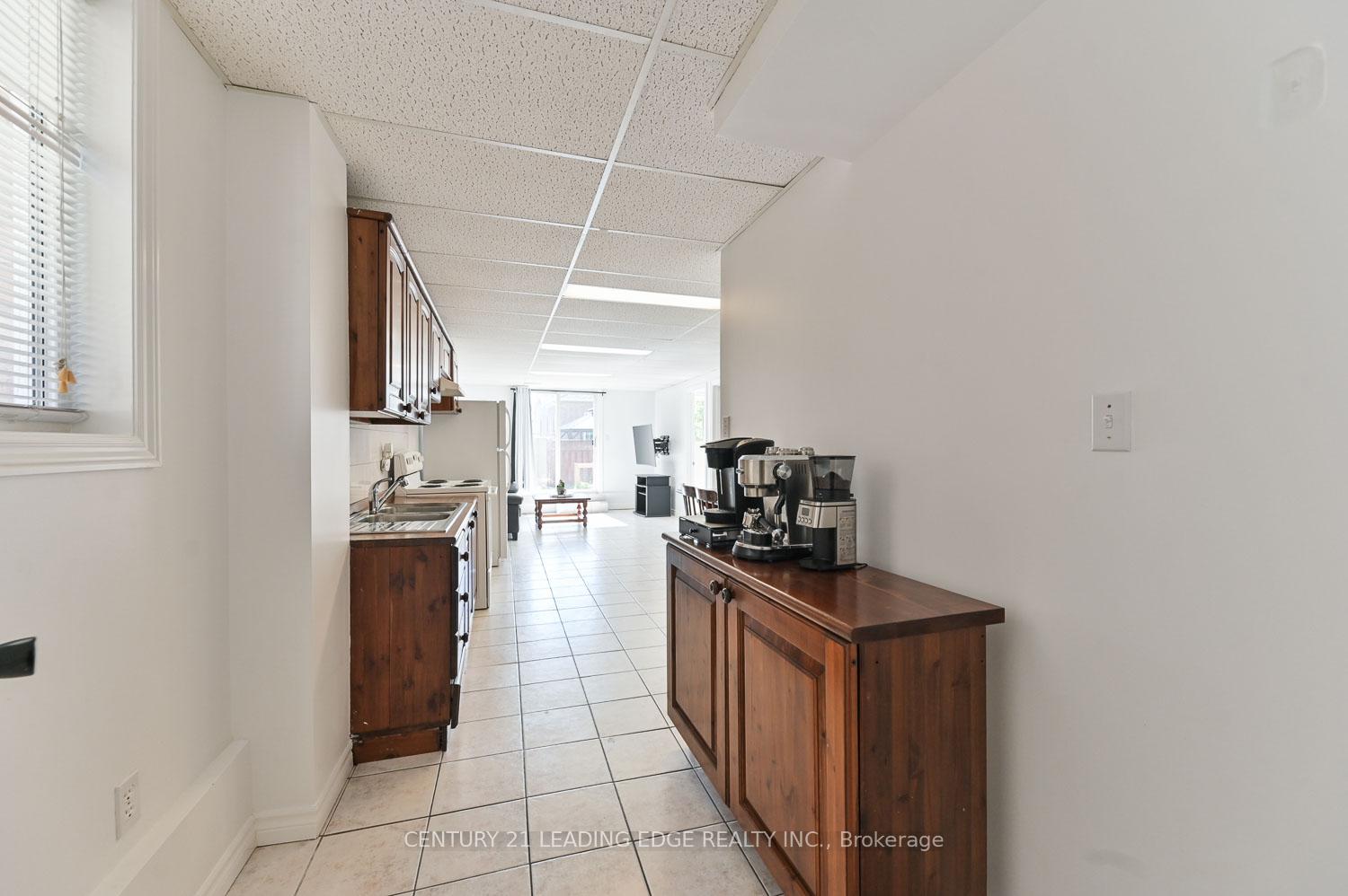 Photo 31 of 10 Lamont Court, Vaughan, Maple — HOMEH