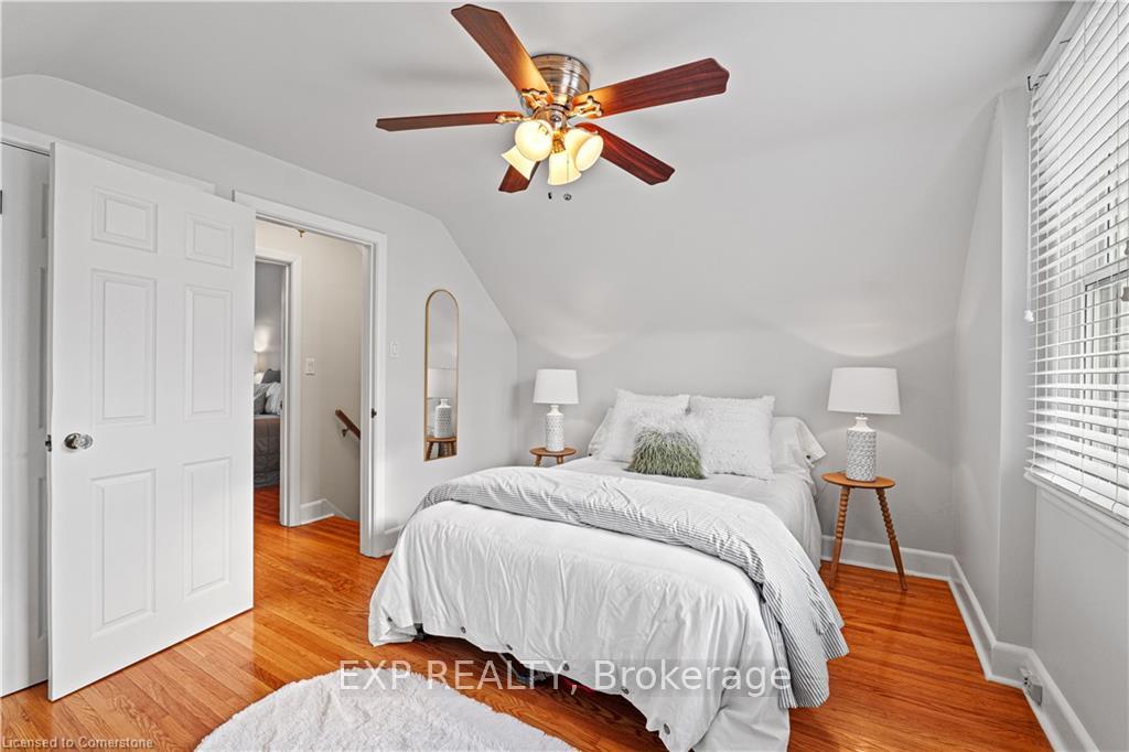 Photo 13 of 56 Second Street N, Hamilton, Stoney Creek — HOMEH