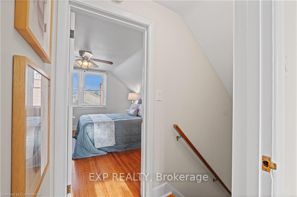 Photo 15 of 56 Second Street N, Hamilton, Stoney Creek — HOMEH