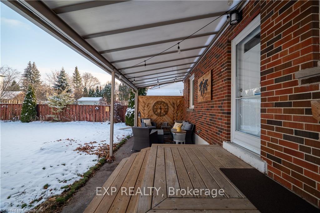 Photo 31 of 56 Second Street N, Hamilton, Stoney Creek — HOMEH