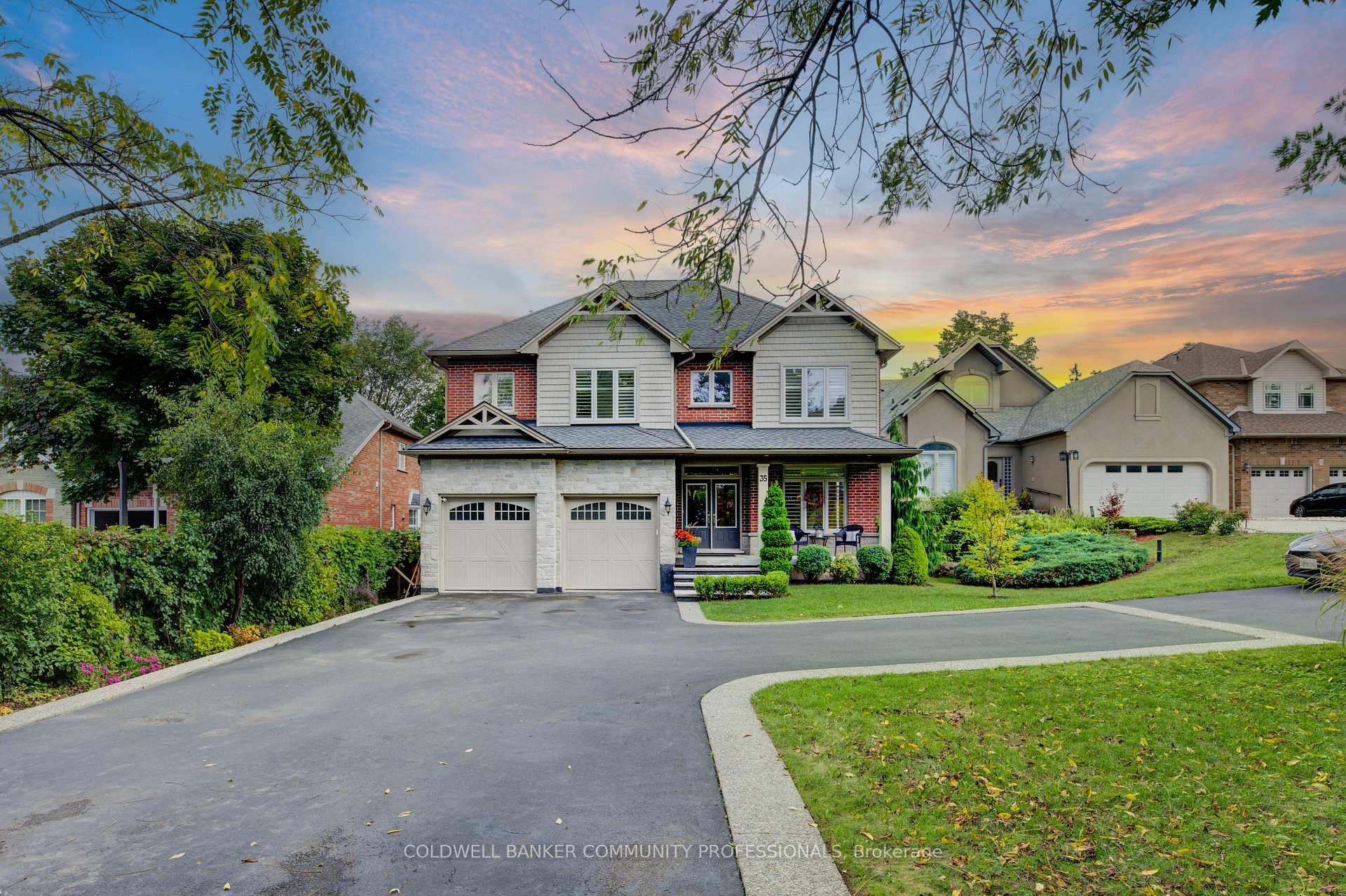 Photo 2 of 35 Fern Avenue, Hamilton, Waterdown — HOMEH
