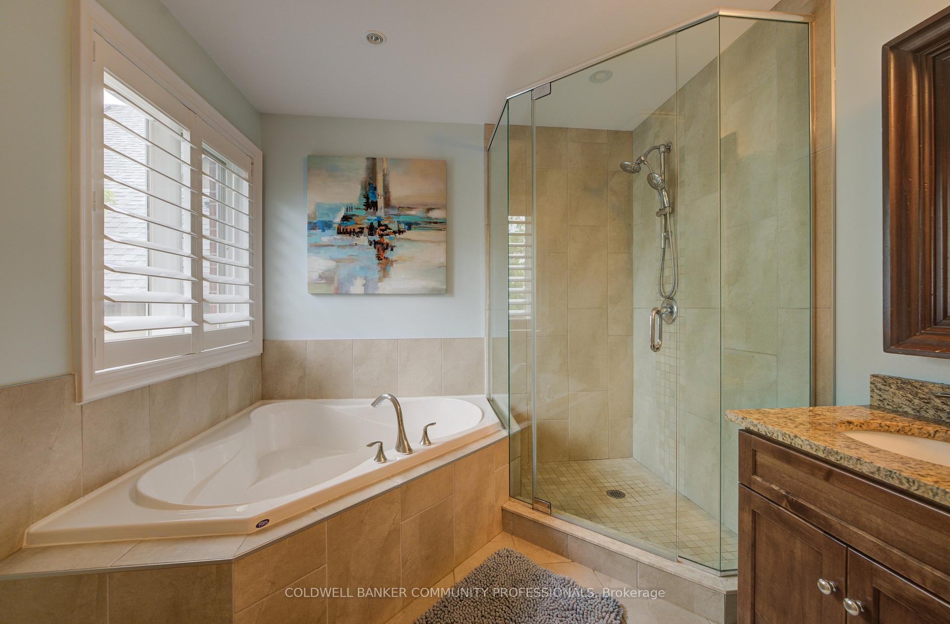 Photo 15 of 35 Fern Avenue, Hamilton, Waterdown — HOMEH