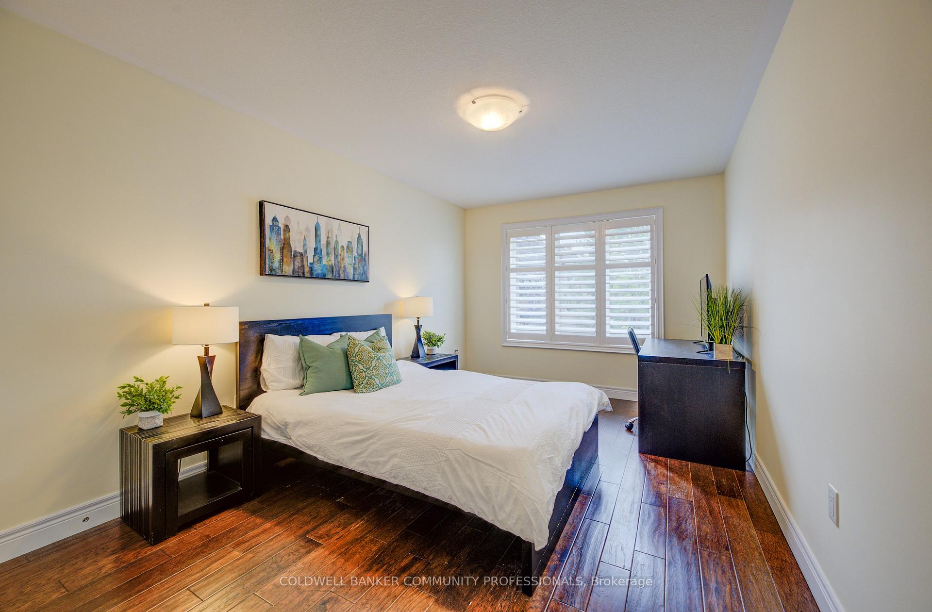 Photo 27 of 35 Fern Avenue, Hamilton, Waterdown — HOMEH