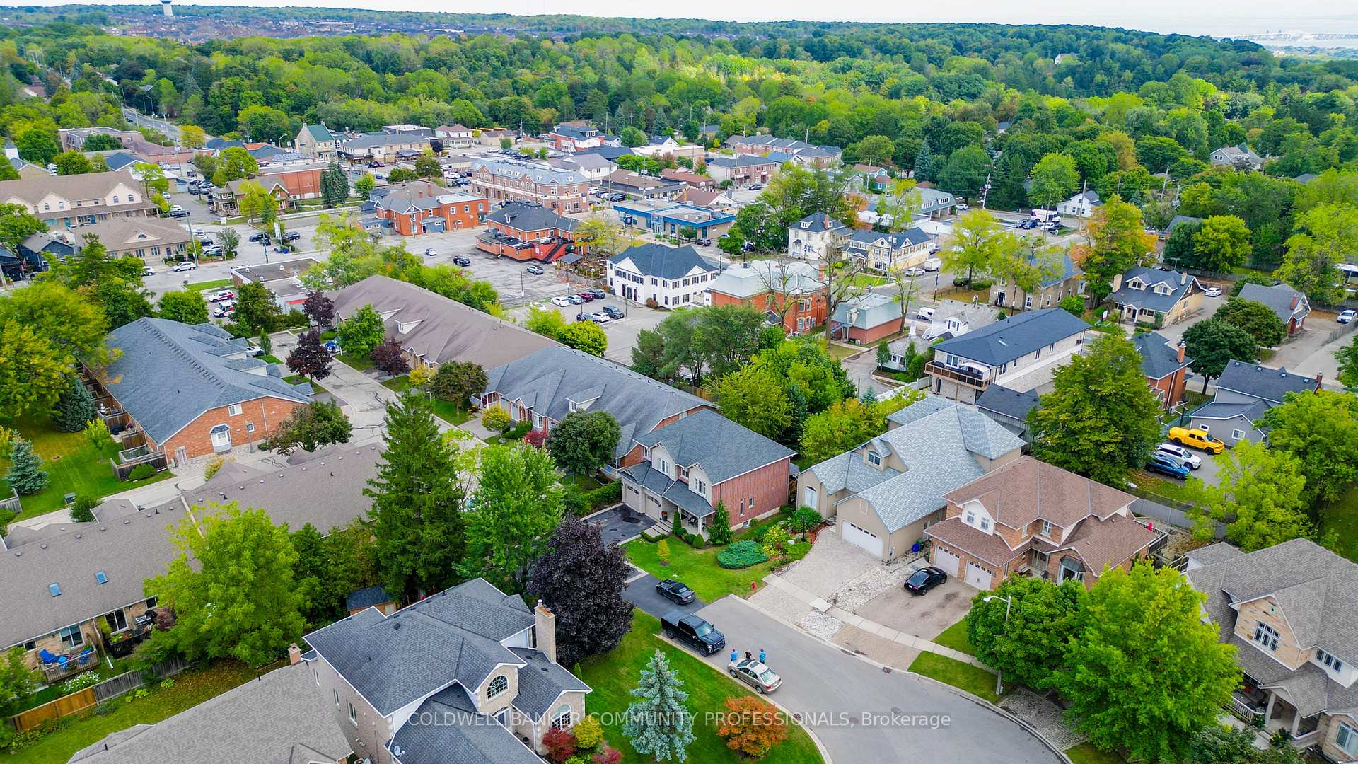 Photo 41 of 35 Fern Avenue, Hamilton, Waterdown — HOMEH
