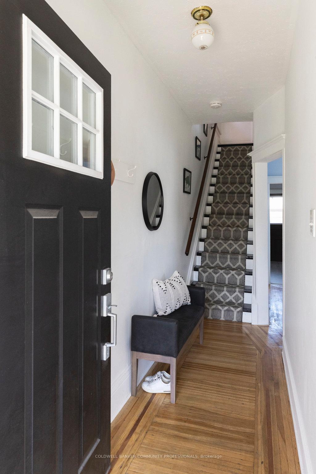 Photo 4 of 6 Belview Avenue, Hamilton, Crown Point — HOMEH