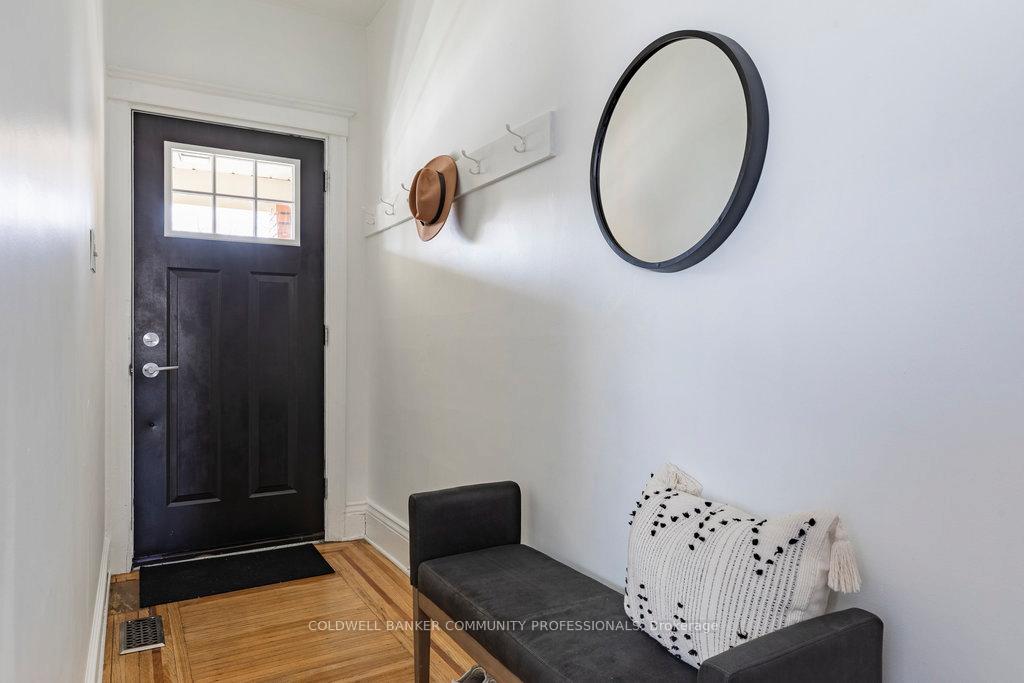Photo 12 of 6 Belview Avenue, Hamilton, Crown Point — HOMEH