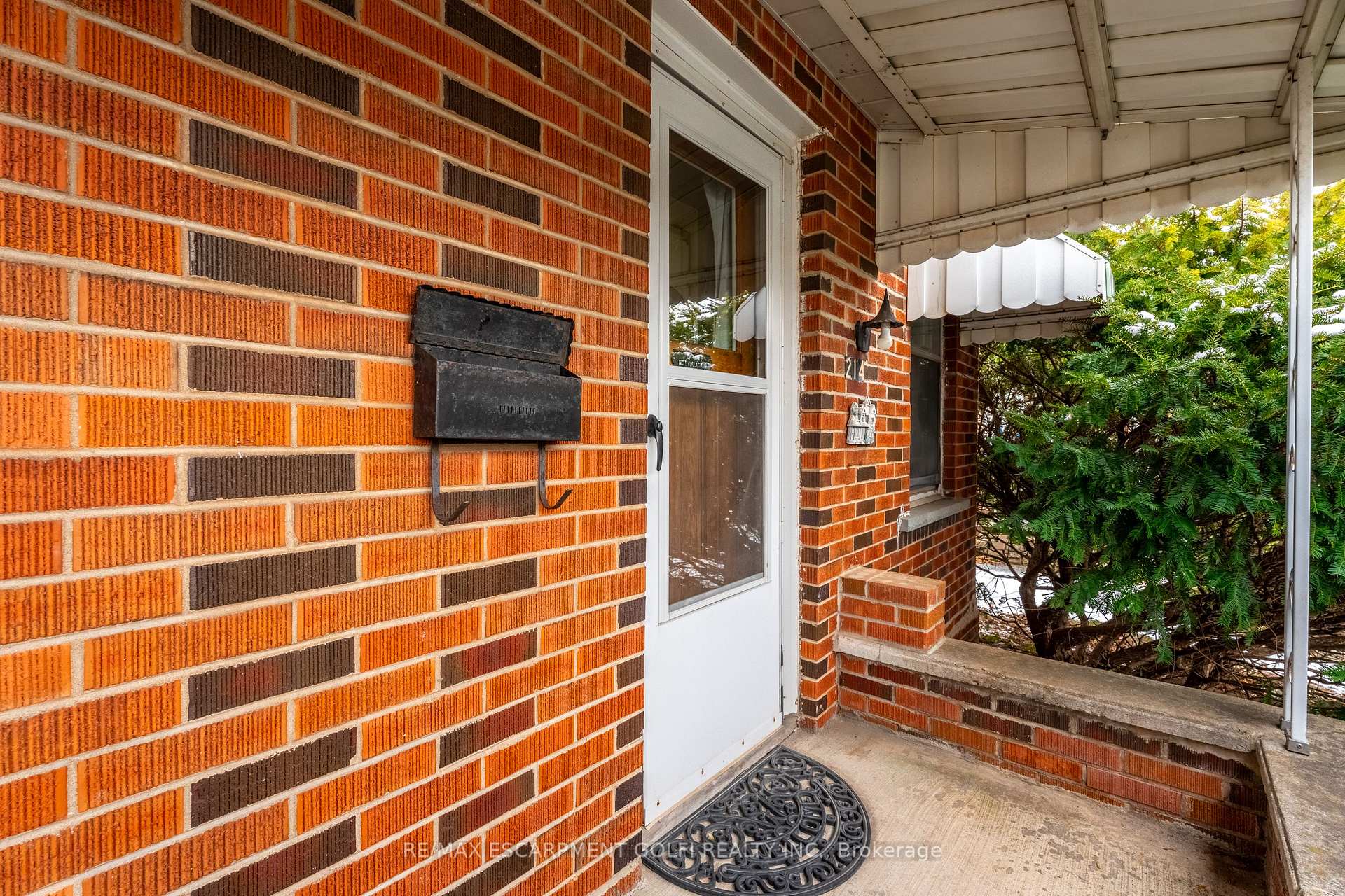 Photo 18 of 214 Margaret Avenue, Hamilton, Stoney Creek — HOMEH