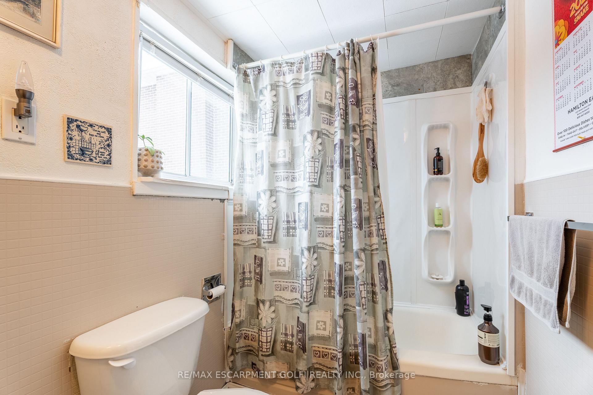 Photo 22 of 214 Margaret Avenue, Hamilton, Stoney Creek — HOMEH
