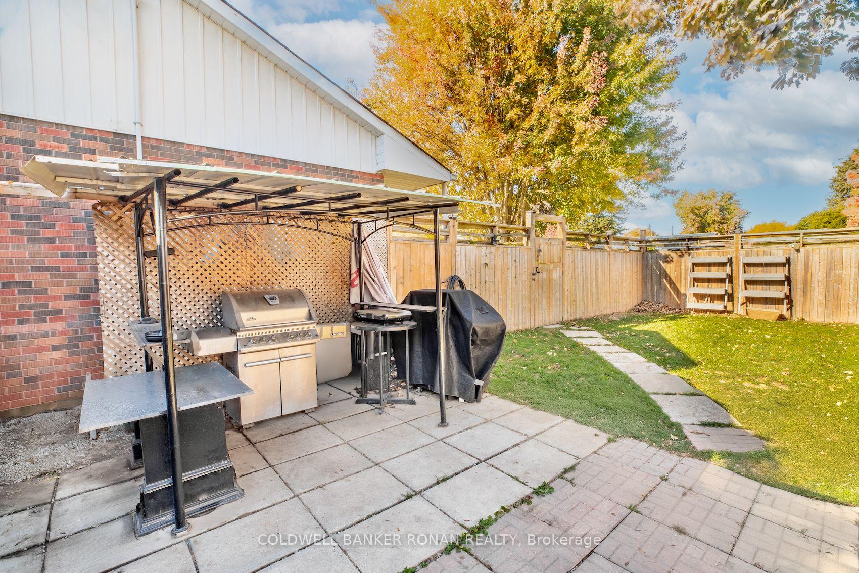 Photo 18 of 1 Colbeck Crescent, New Tecumseth, Alliston — HOMEH
