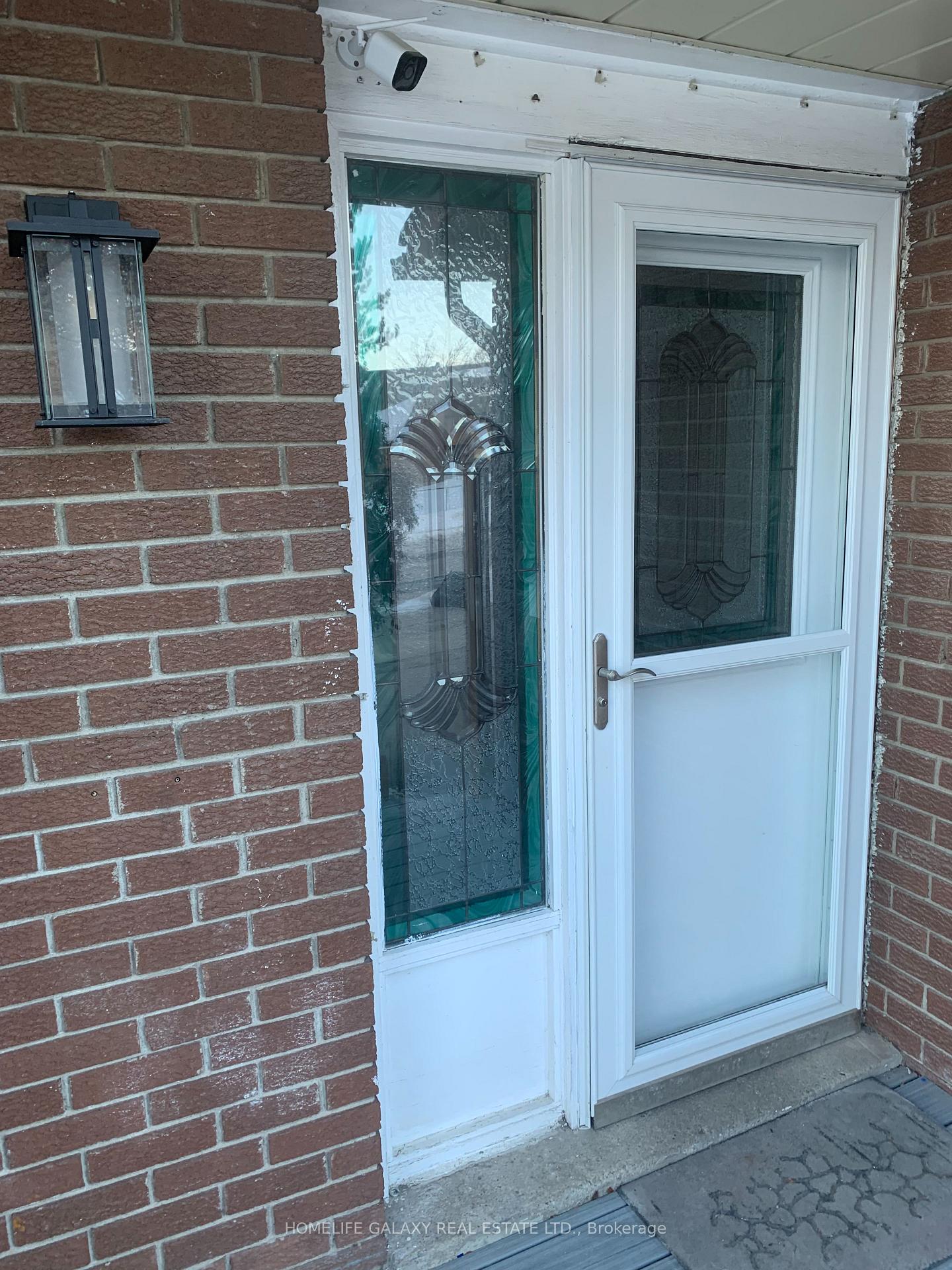 Photo 2 of 1418 Fieldlight Boulevard, Pickering, Liverpool — HOMEH
