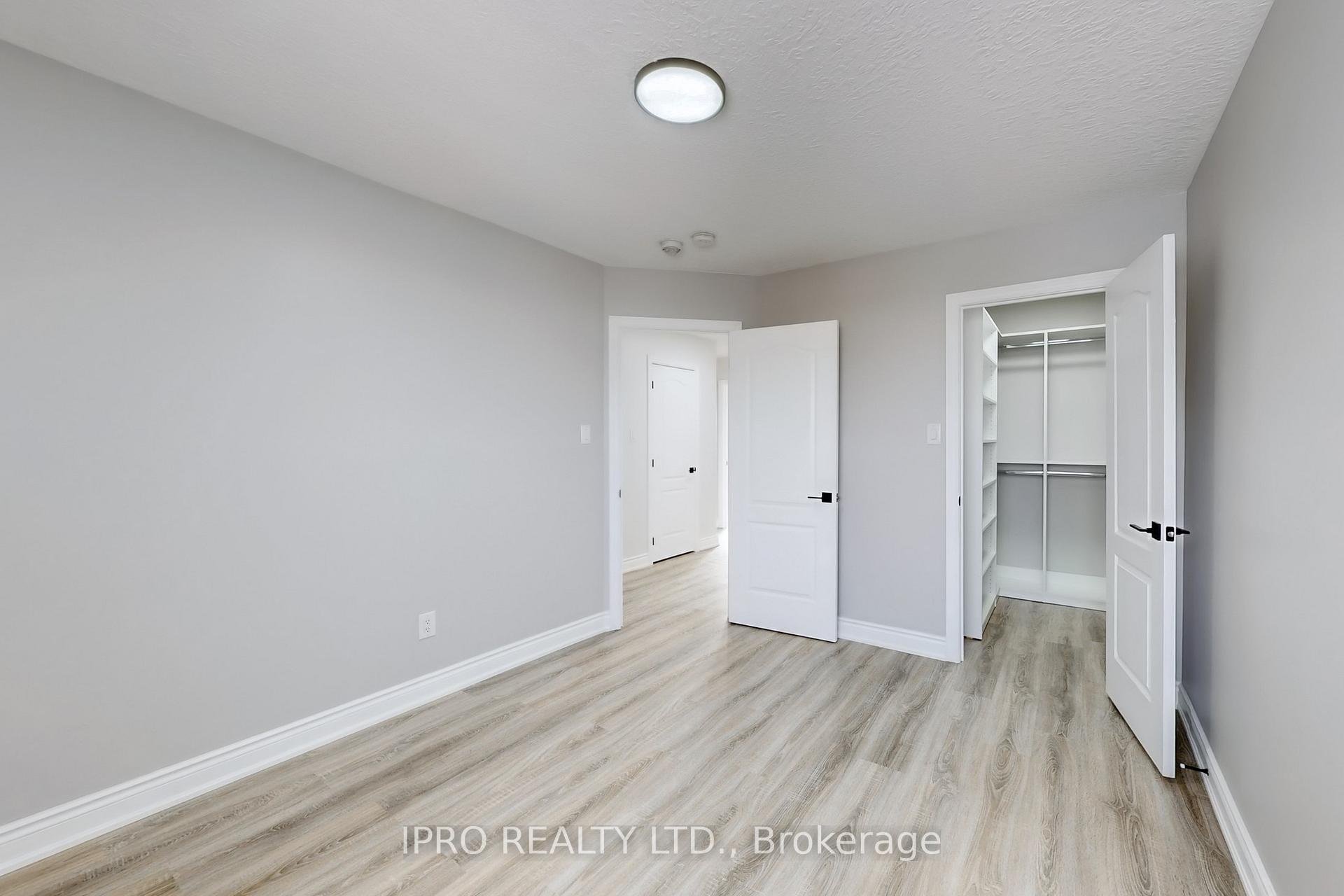 Photo 32 of 104 Nathan Crescent, Barrie, Painswick South — HOMEH