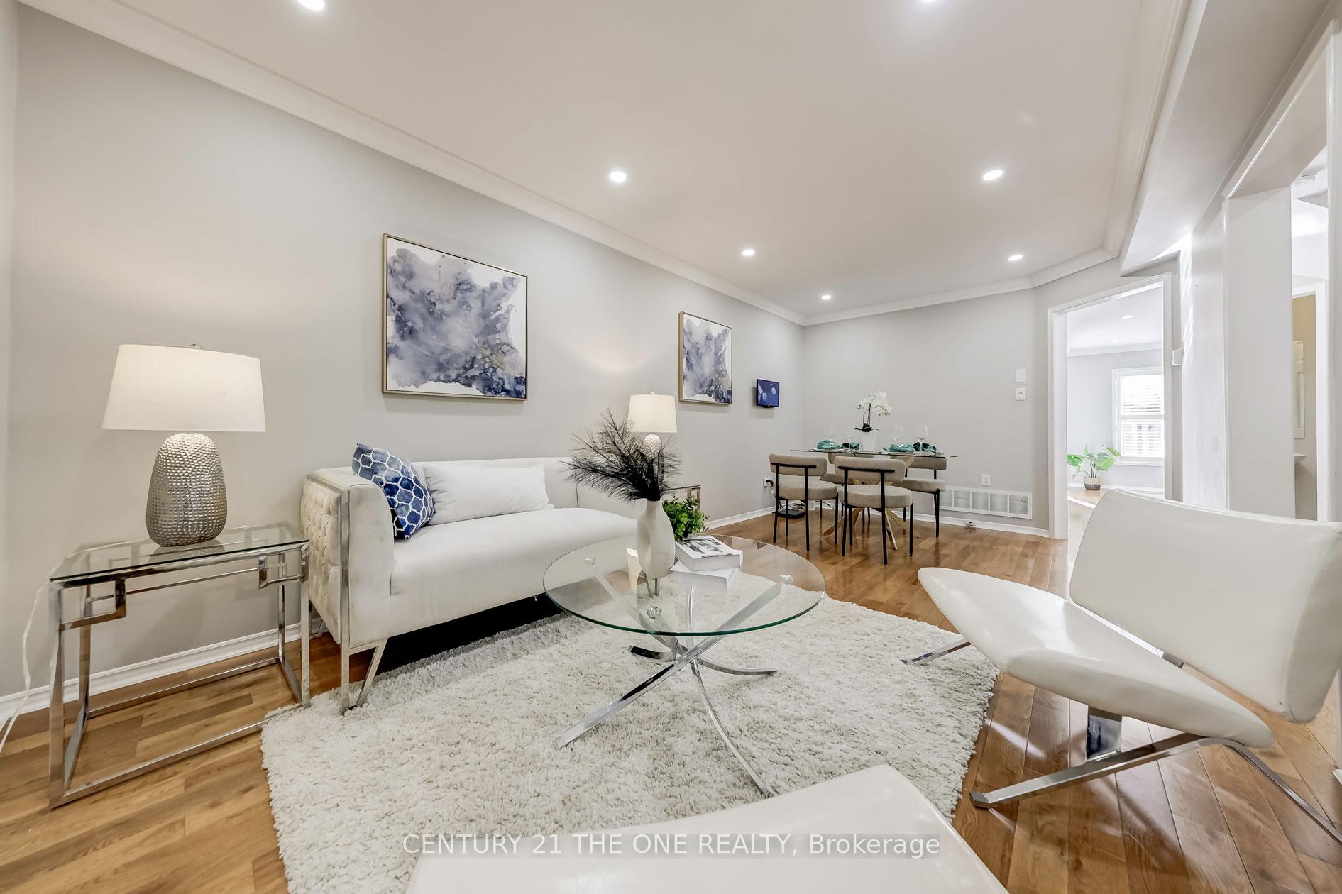 Photo 2 of 21 Apollo Road, Markham, Middlefield — HOMEH