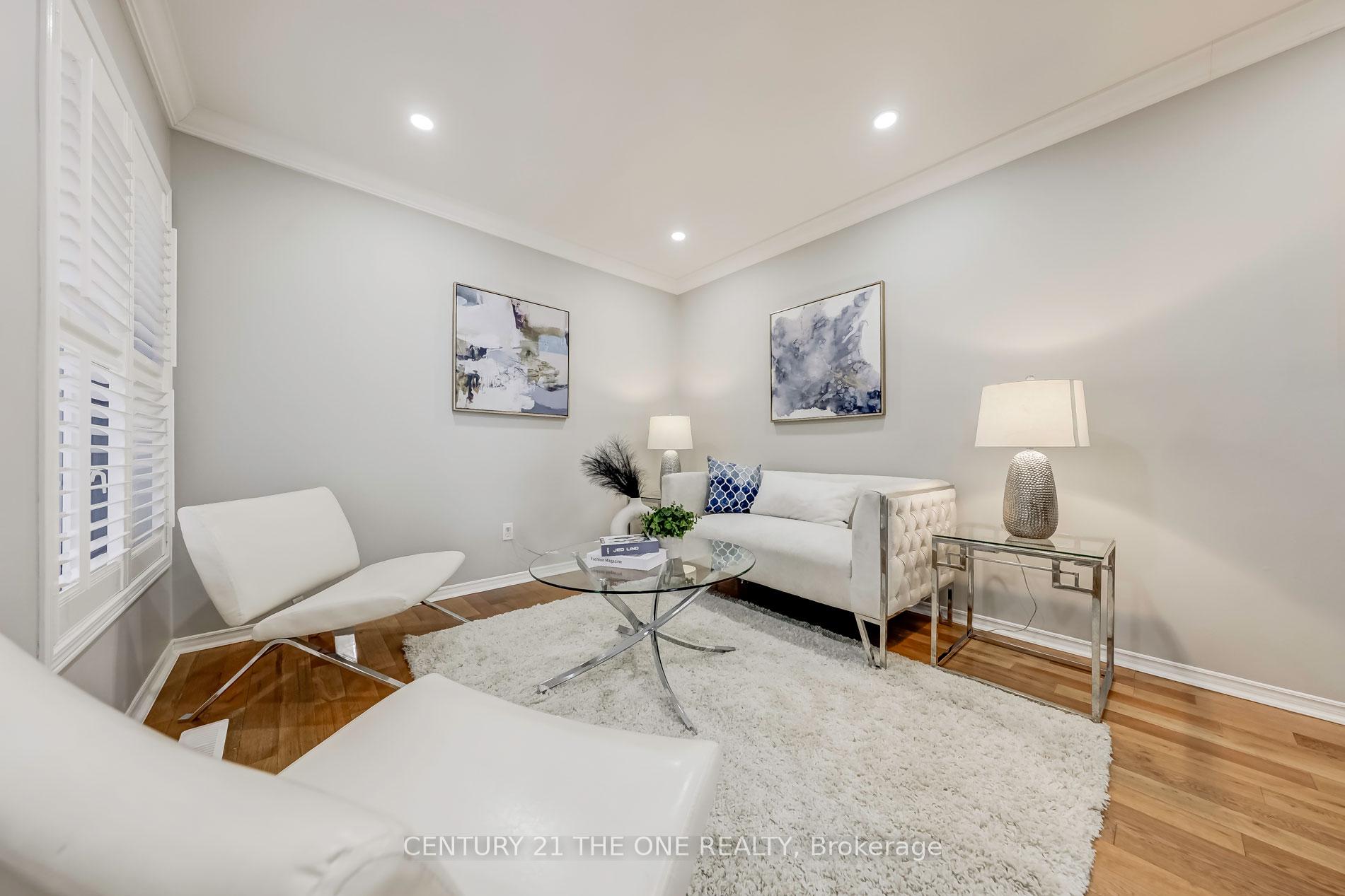 Photo 4 of 21 Apollo Road, Markham, Middlefield — HOMEH