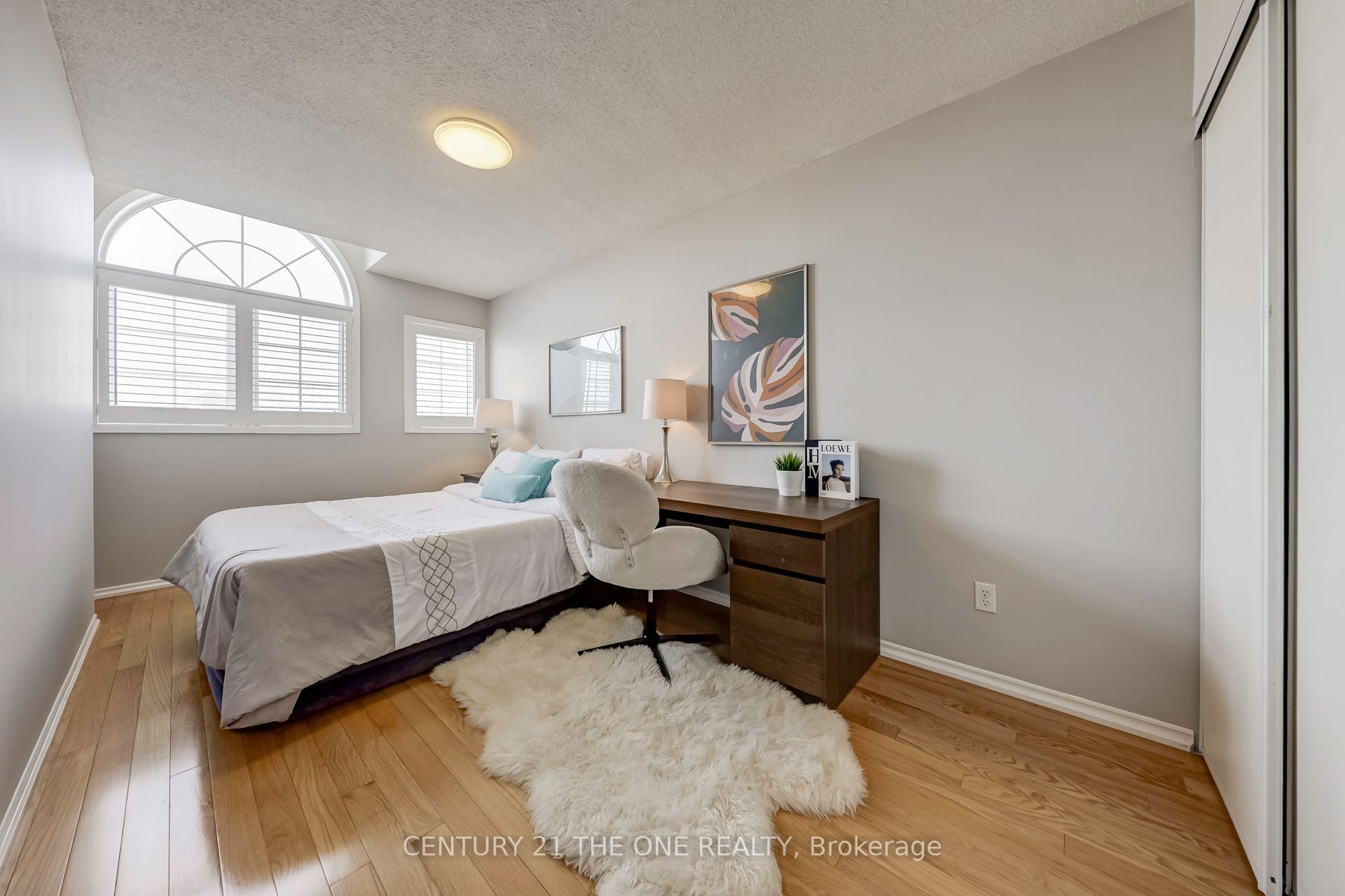 Photo 15 of 21 Apollo Road, Markham, Middlefield — HOMEH