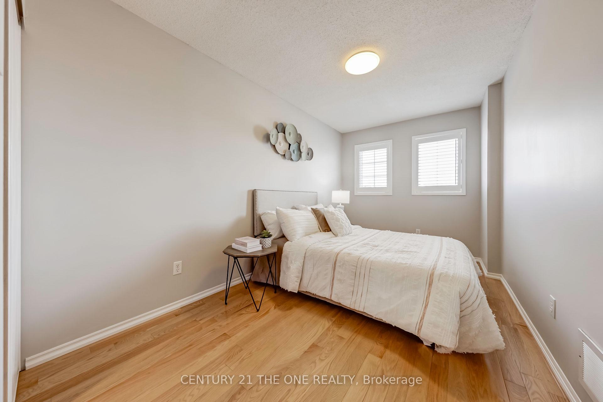 Photo 14 of 21 Apollo Road, Markham, Middlefield — HOMEH