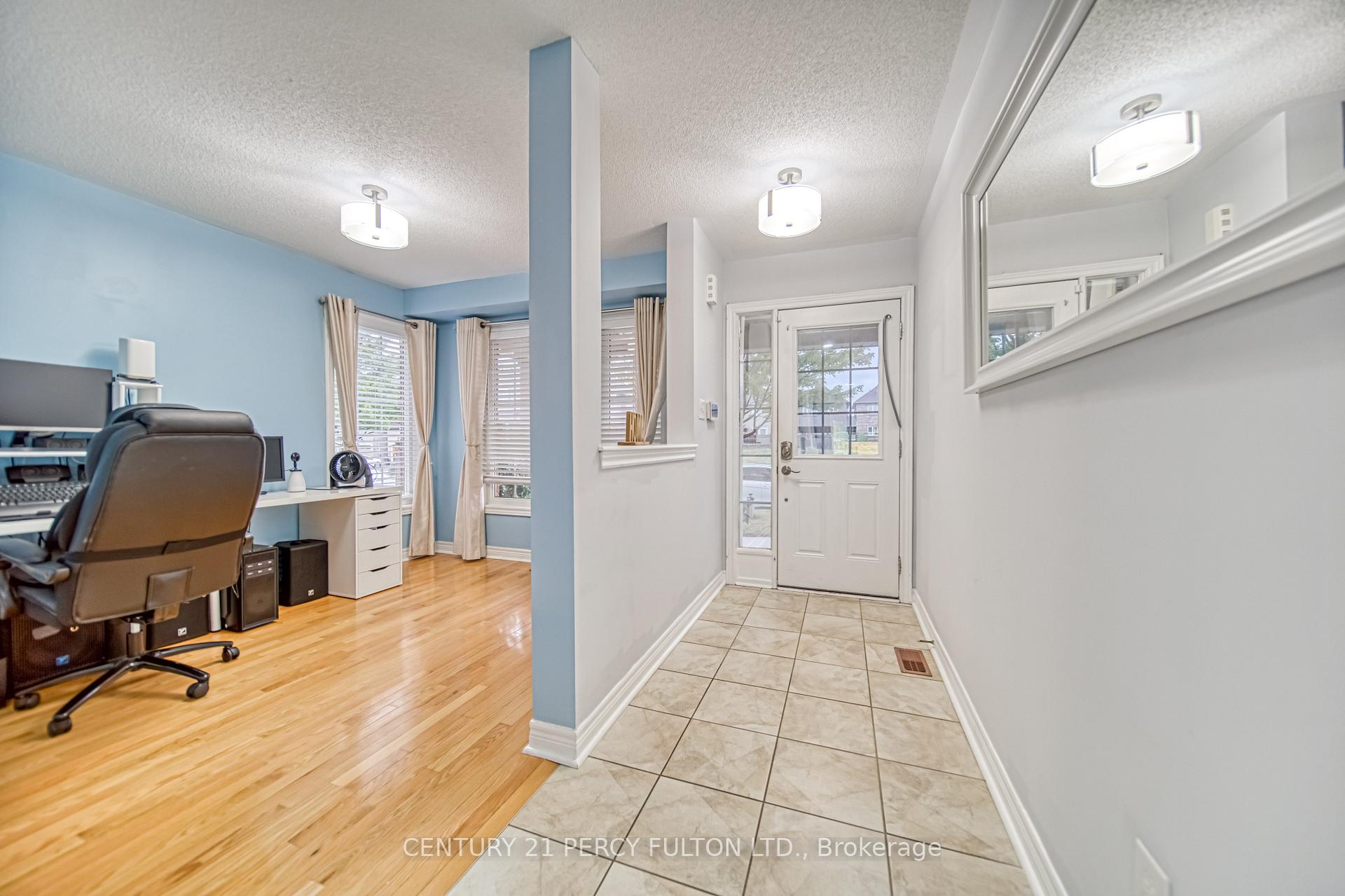 Photo 8 of 11 Gillett Drive, Ajax, Northeast Ajax — HOMEH