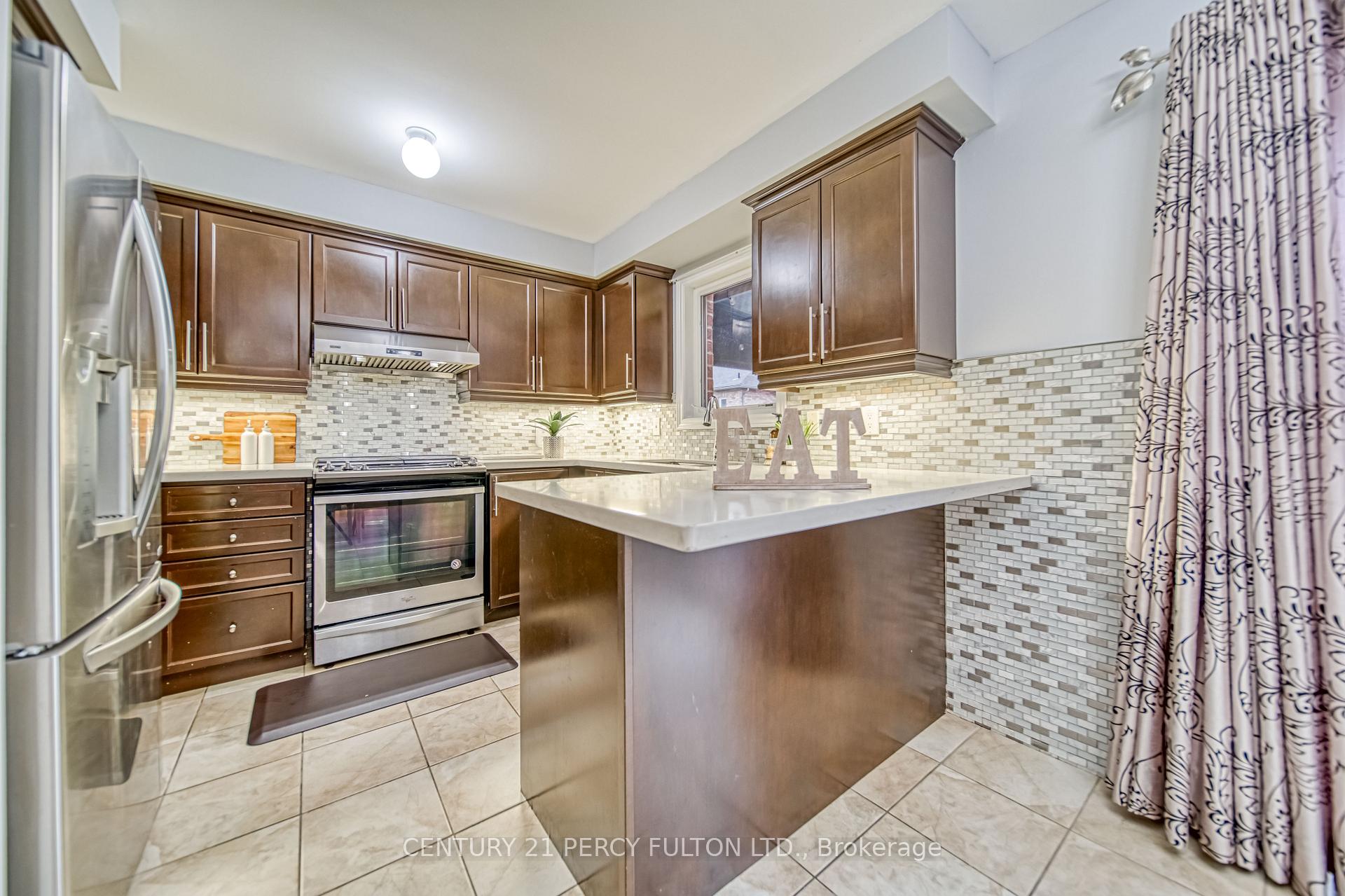 Photo 15 of 11 Gillett Drive, Ajax, Northeast Ajax — HOMEH