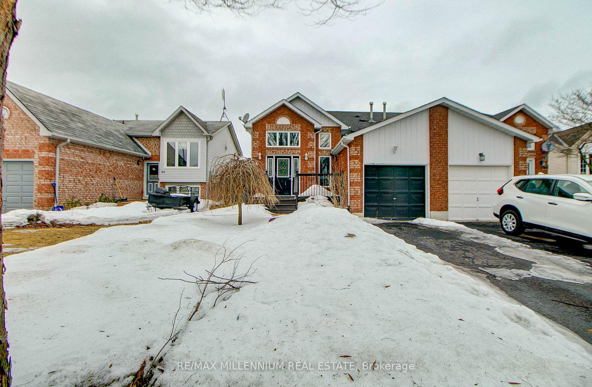 Photo 4 of 64 Fenwick Avenue, Clarington, Bowmanville — HOMEH