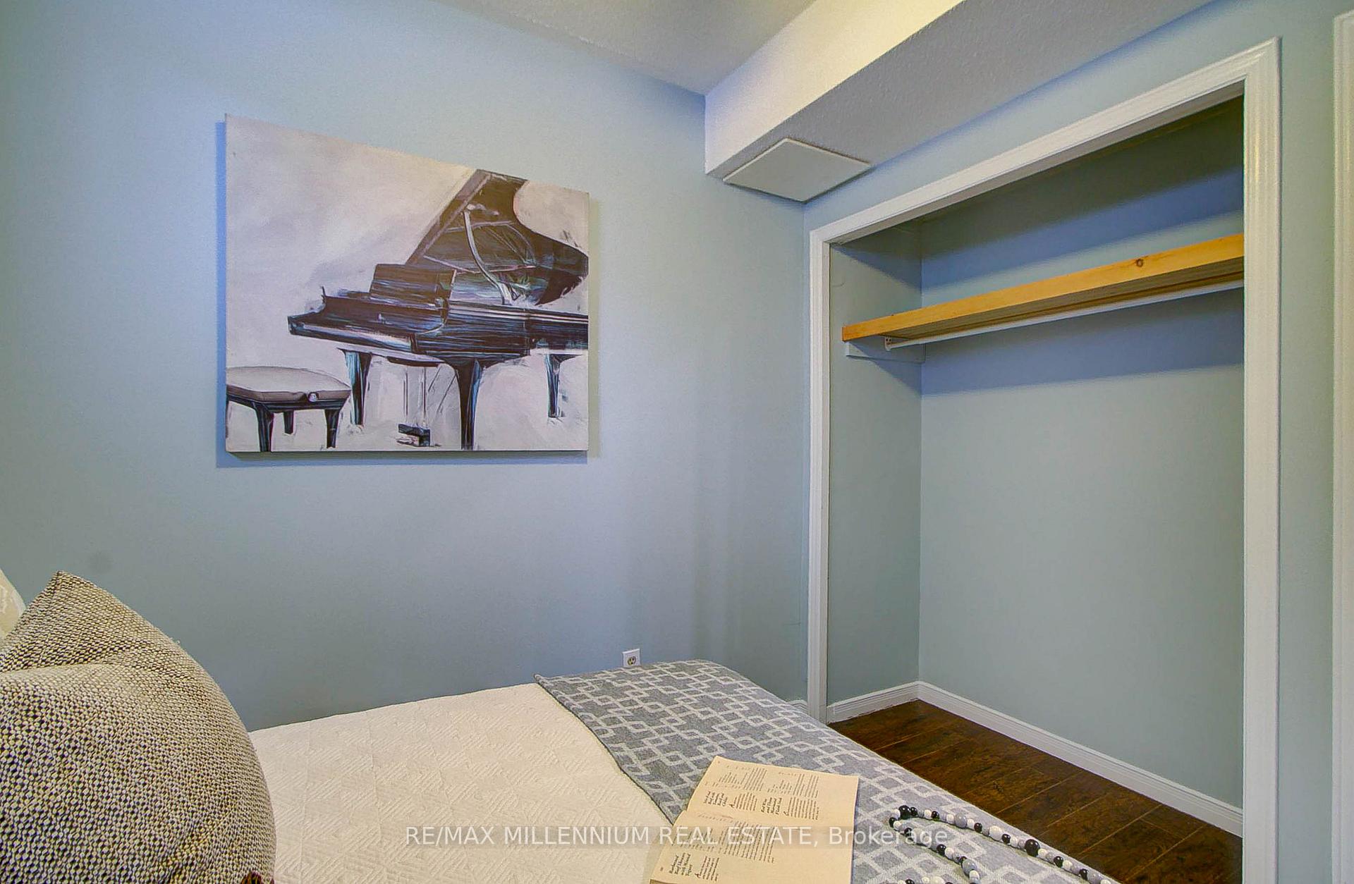 Photo 15 of 64 Fenwick Avenue, Clarington, Bowmanville — HOMEH