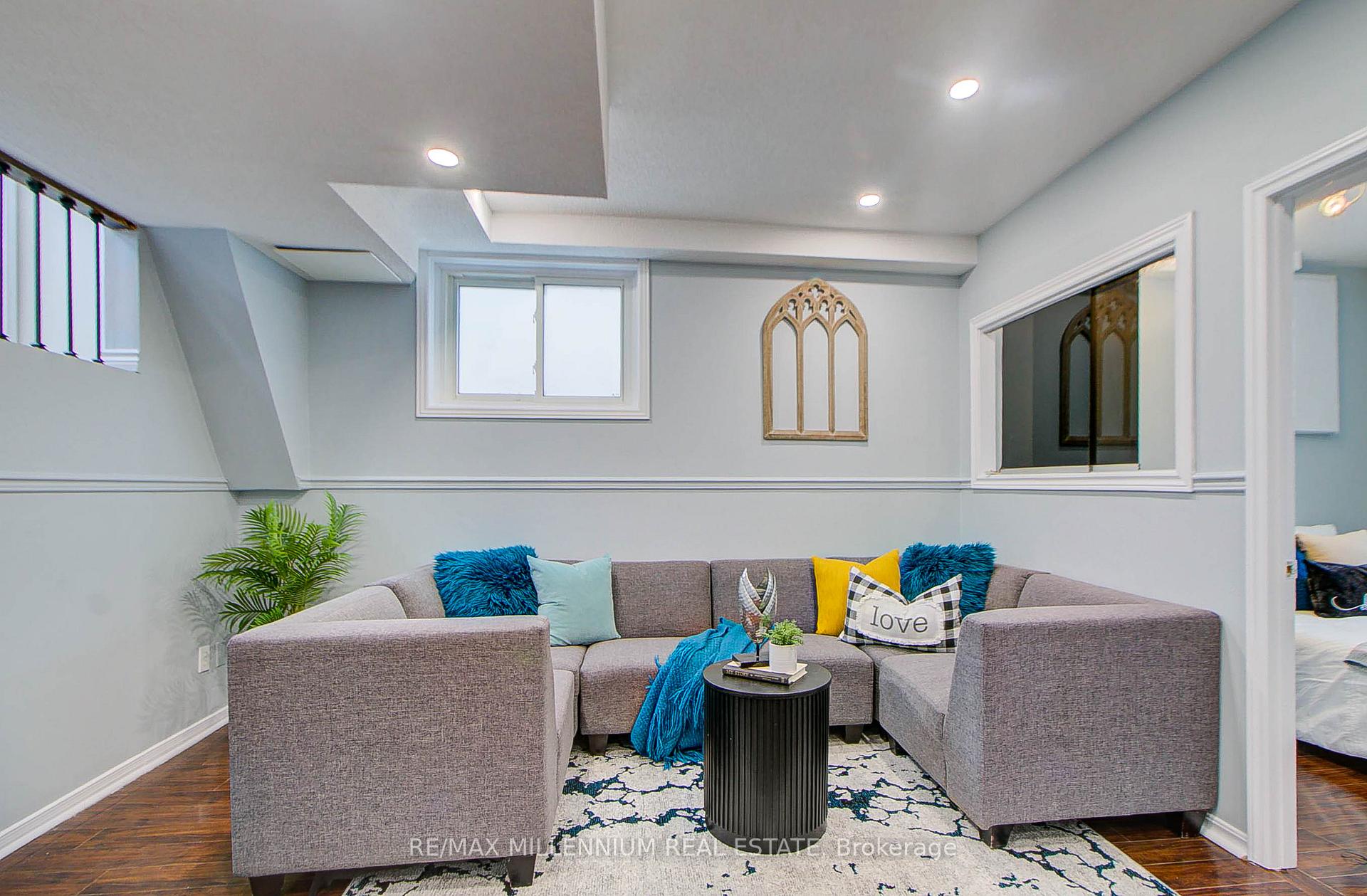 Photo 21 of 64 Fenwick Avenue, Clarington, Bowmanville — HOMEH