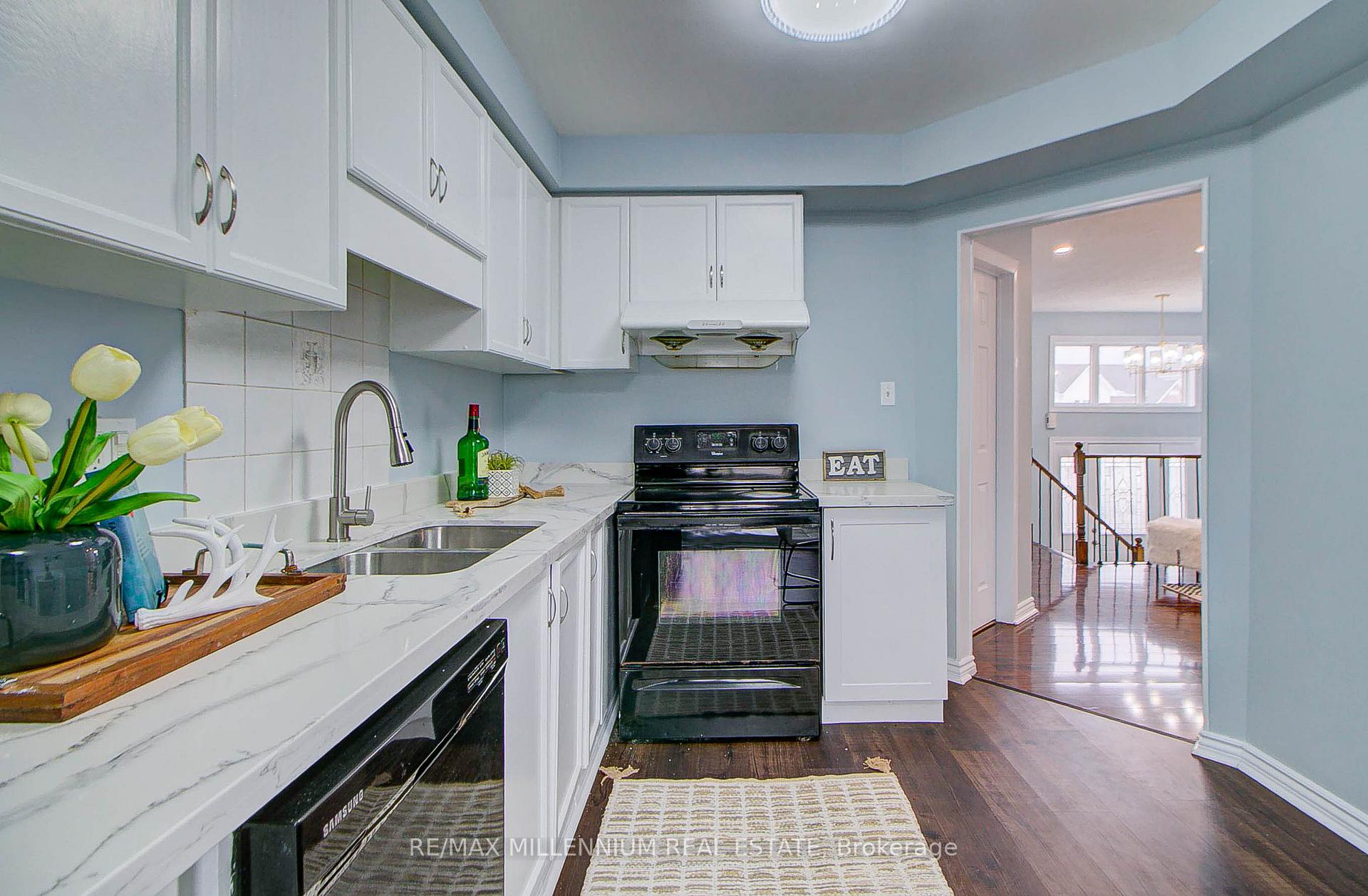Photo 16 of 64 Fenwick Avenue, Clarington, Bowmanville — HOMEH