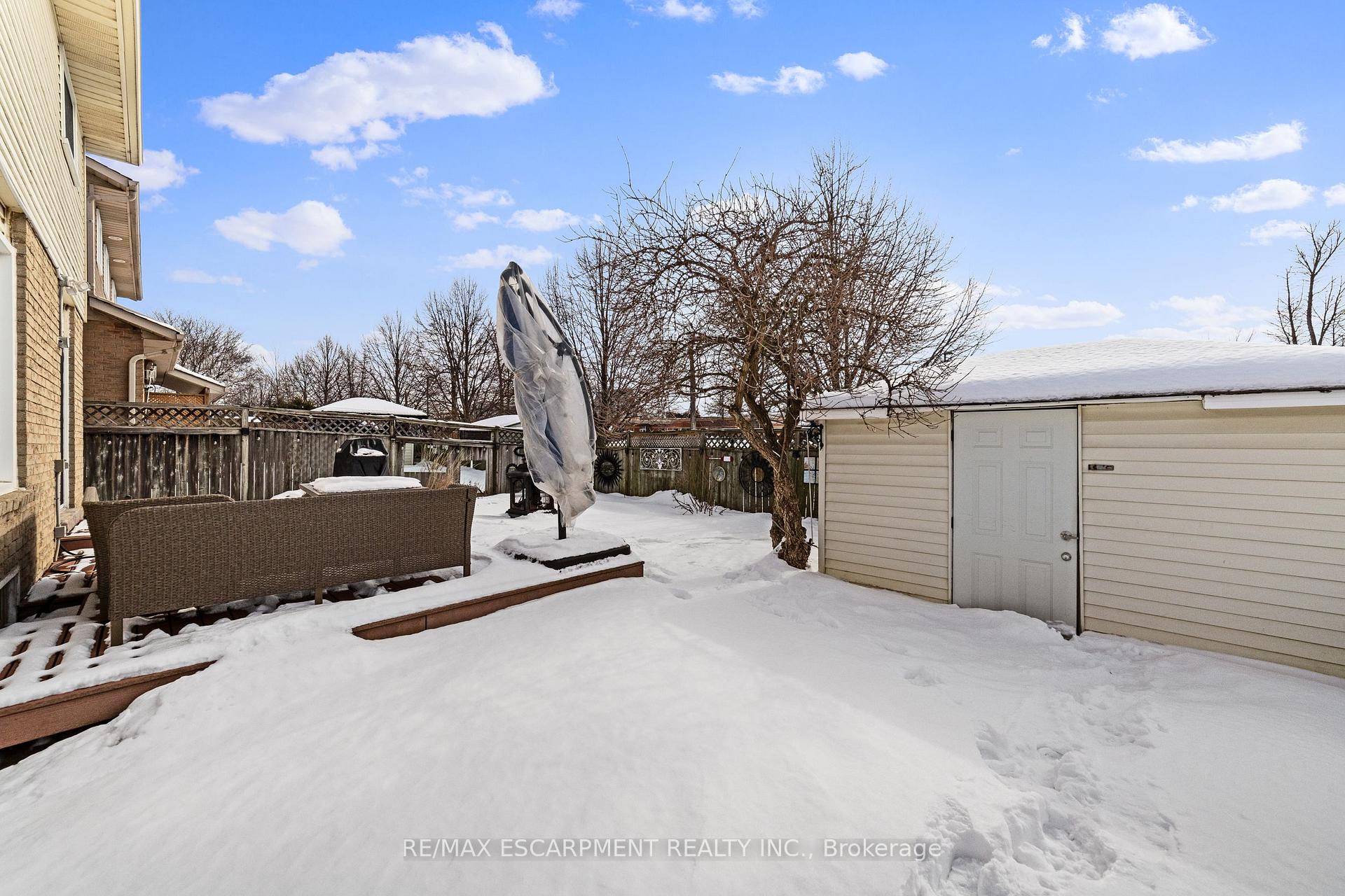 Photo 45 of 161 Twin Crescent, Hamilton, Butler — HOMEH