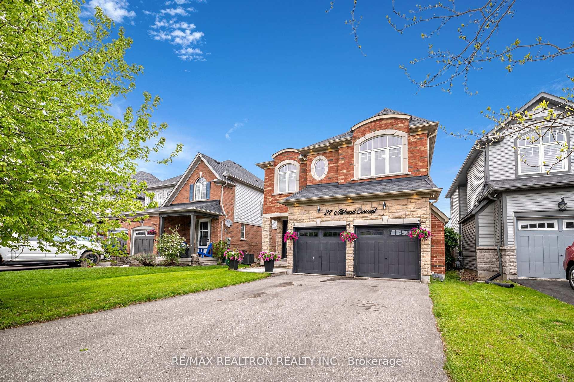 Photo 2 of 27 Alldread Crescent, Clarington, Newcastle — HOMEH