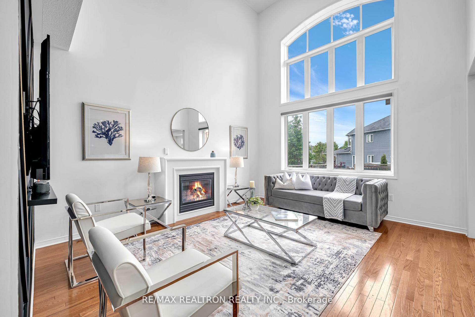 Photo 10 of 27 Alldread Crescent, Clarington, Newcastle — HOMEH