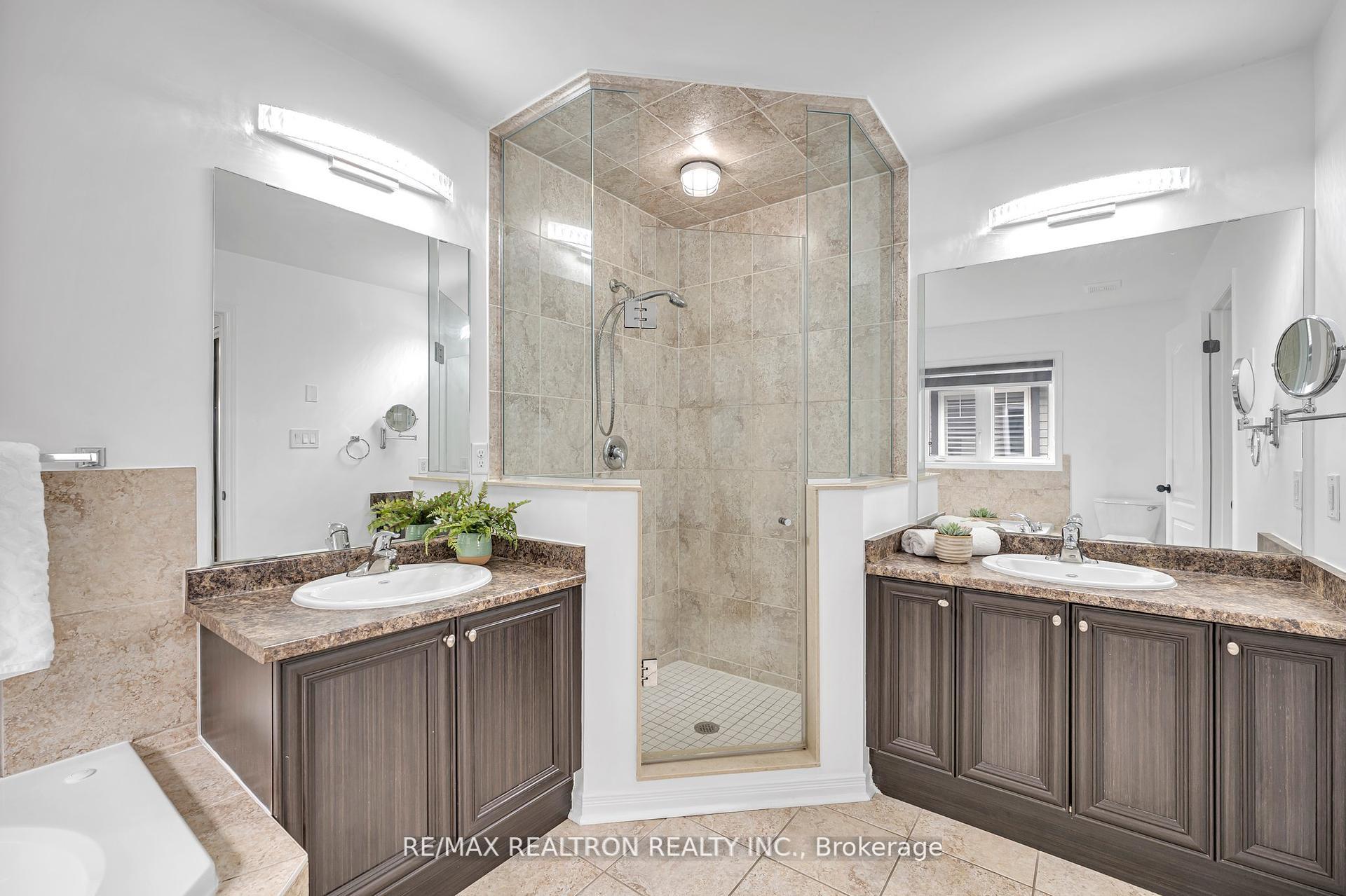 Photo 21 of 27 Alldread Crescent, Clarington, Newcastle — HOMEH