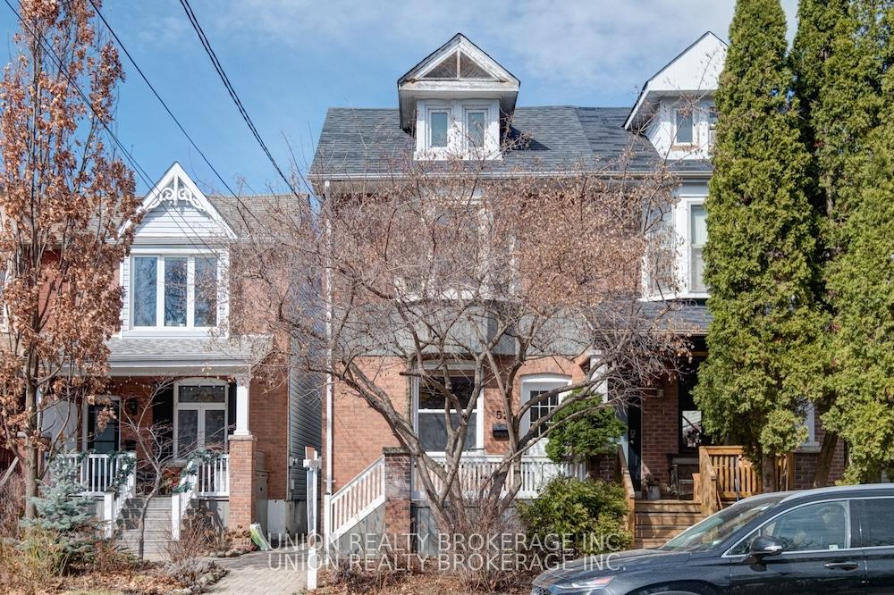 Front of 52 Milverton Boulevard