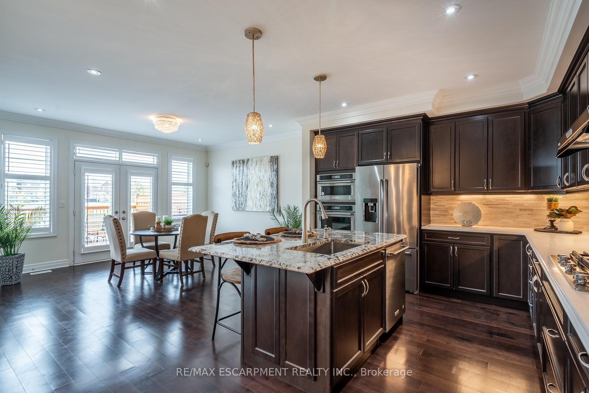 Photo 9 of 31 Forest Ridge Avenue, Hamilton, Waterdown — HOMEH