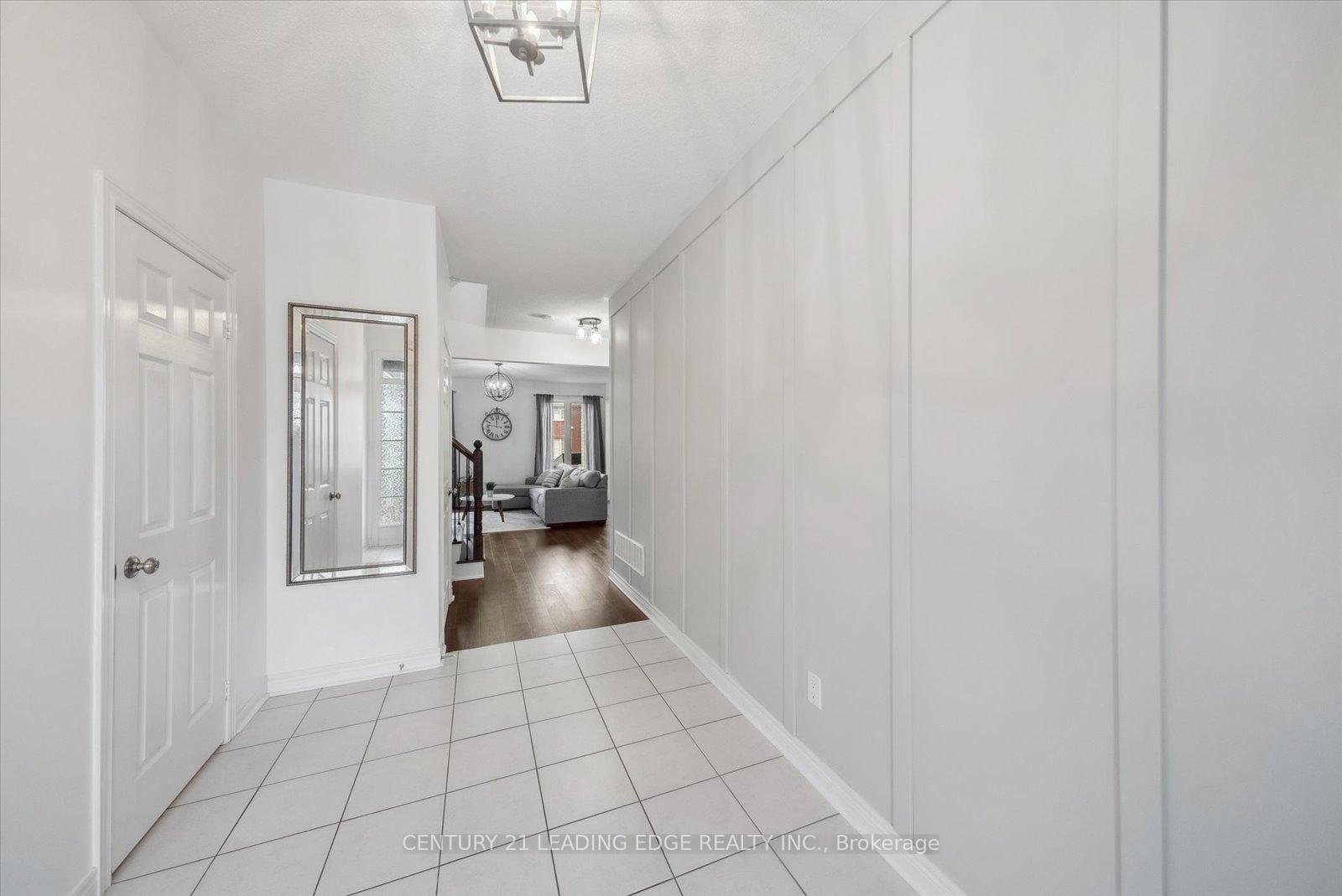 Photo 4 of 9 Proctor Gate, New Tecumseth, Tottenham — HOMEH
