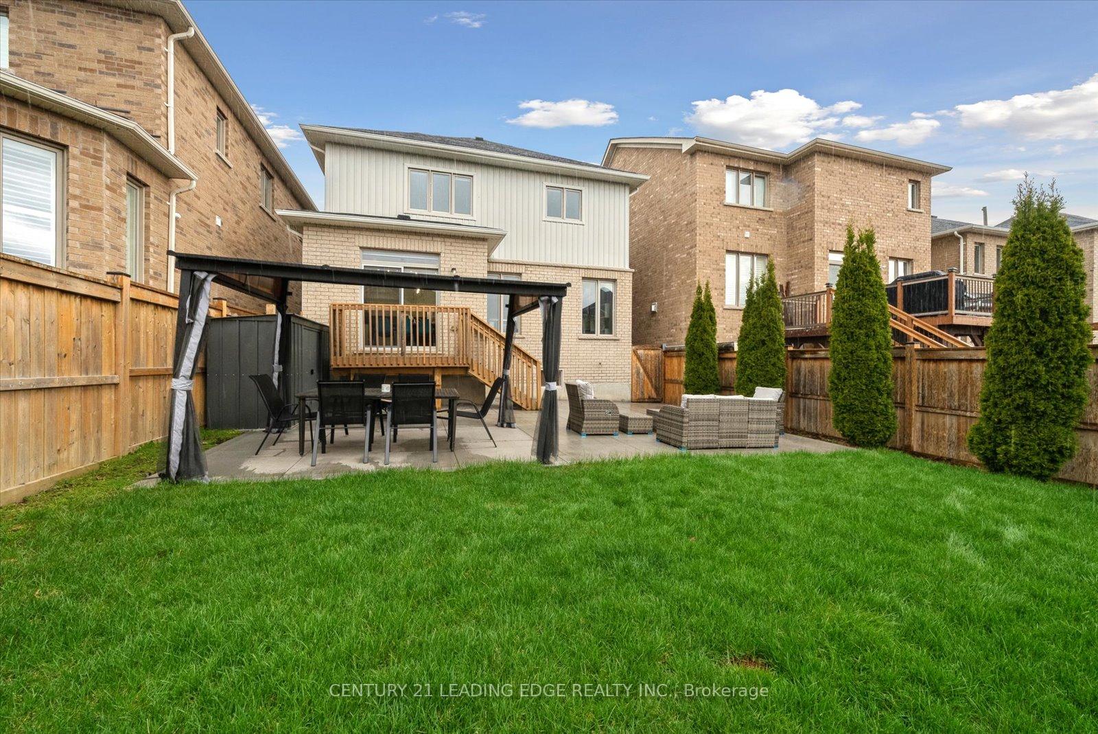 Photo 12 of 9 Proctor Gate, New Tecumseth, Tottenham — HOMEH