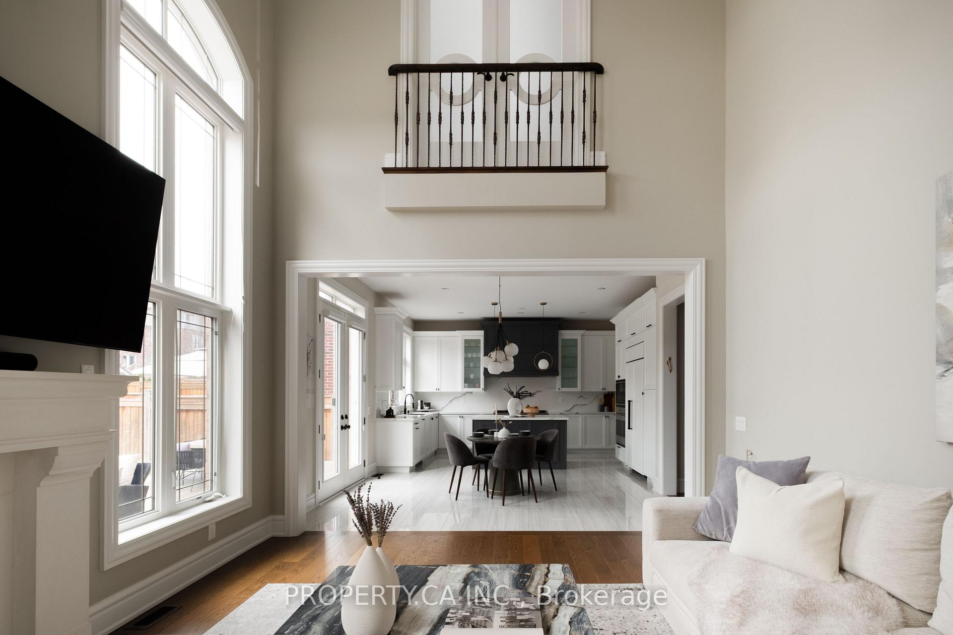 Photo 3 of 52 Keatley Drive, Vaughan, Patterson — HOMEH
