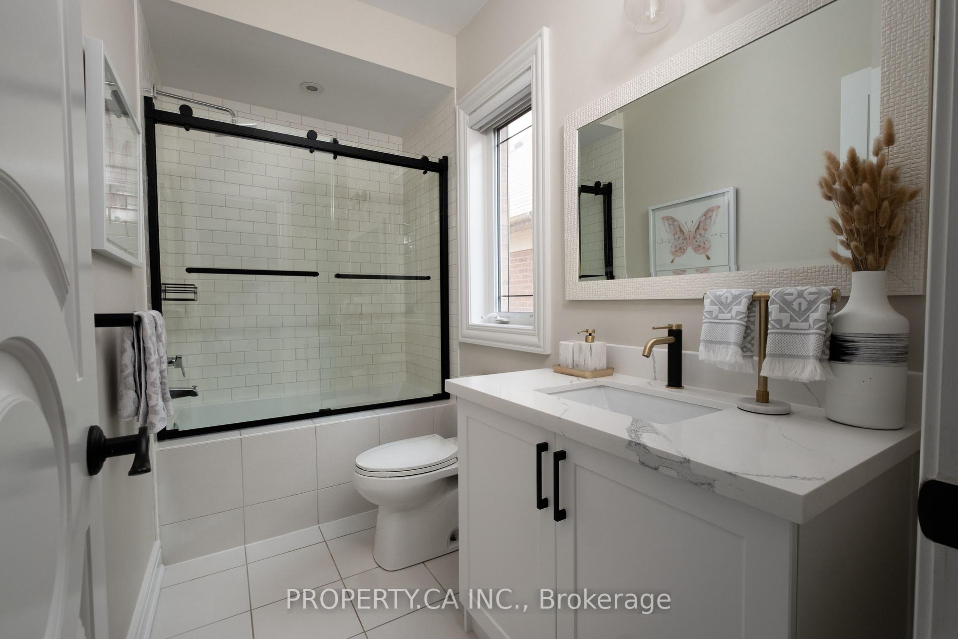 Photo 23 of 52 Keatley Drive, Vaughan, Patterson — HOMEH