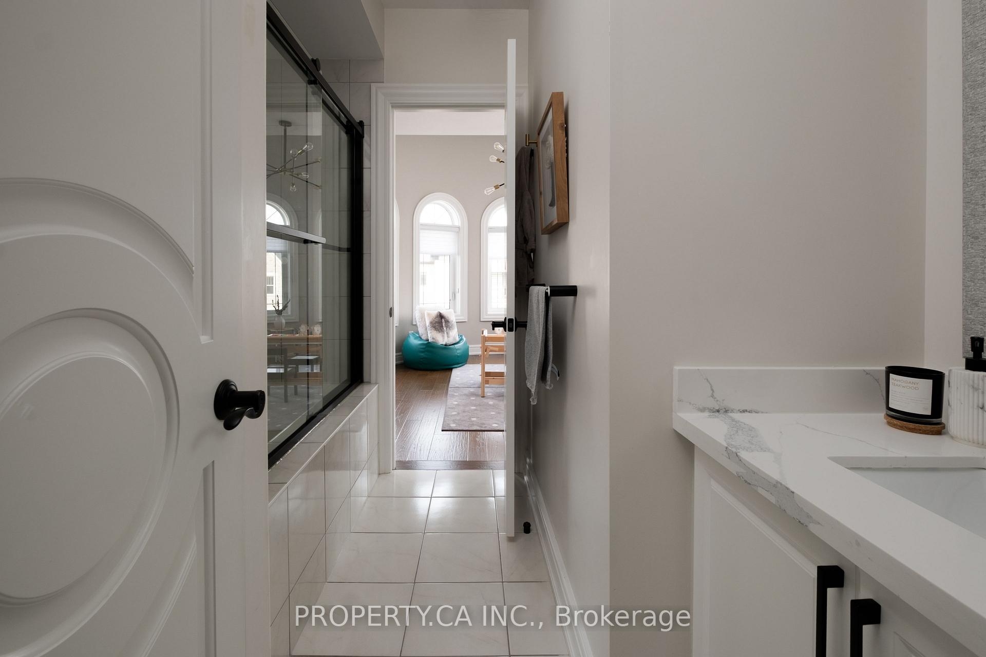 Photo 29 of 52 Keatley Drive, Vaughan, Patterson — HOMEH