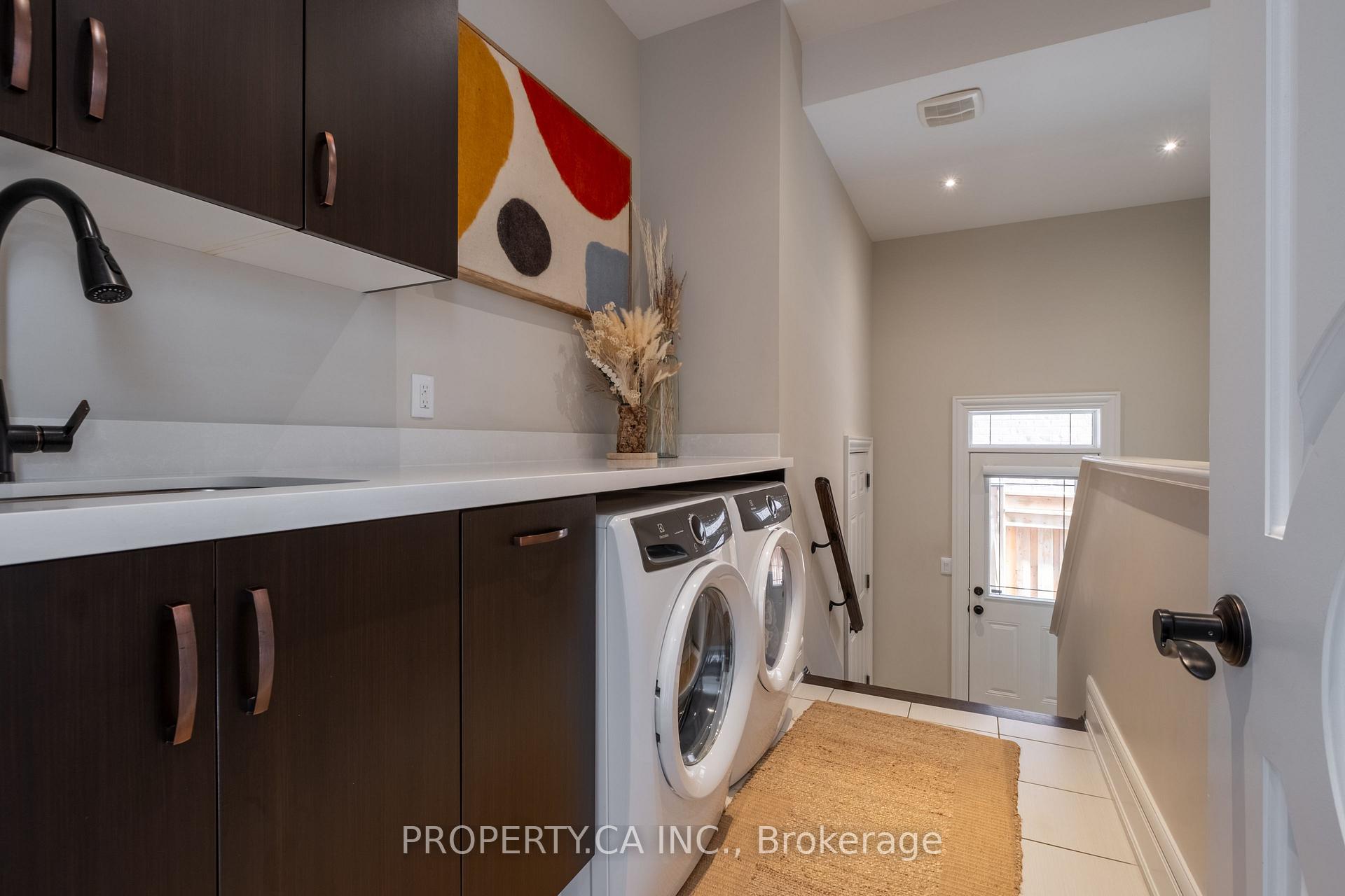 Photo 34 of 52 Keatley Drive, Vaughan, Patterson — HOMEH